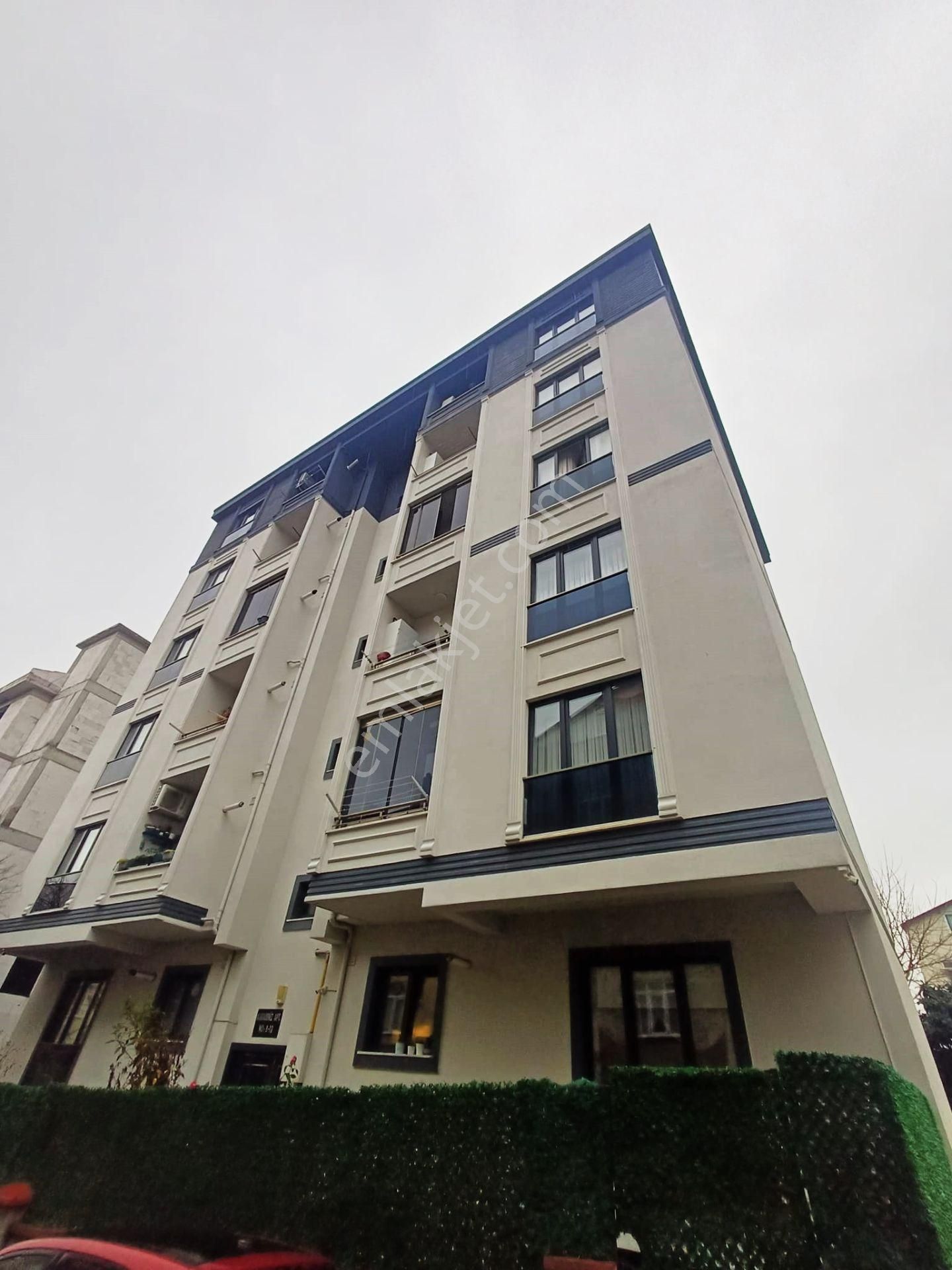 Mertcan Dan Adnan Kahveci Metroya Yürüme Balkonlu 3+1 Fırsat Kiralık - Görsel 21