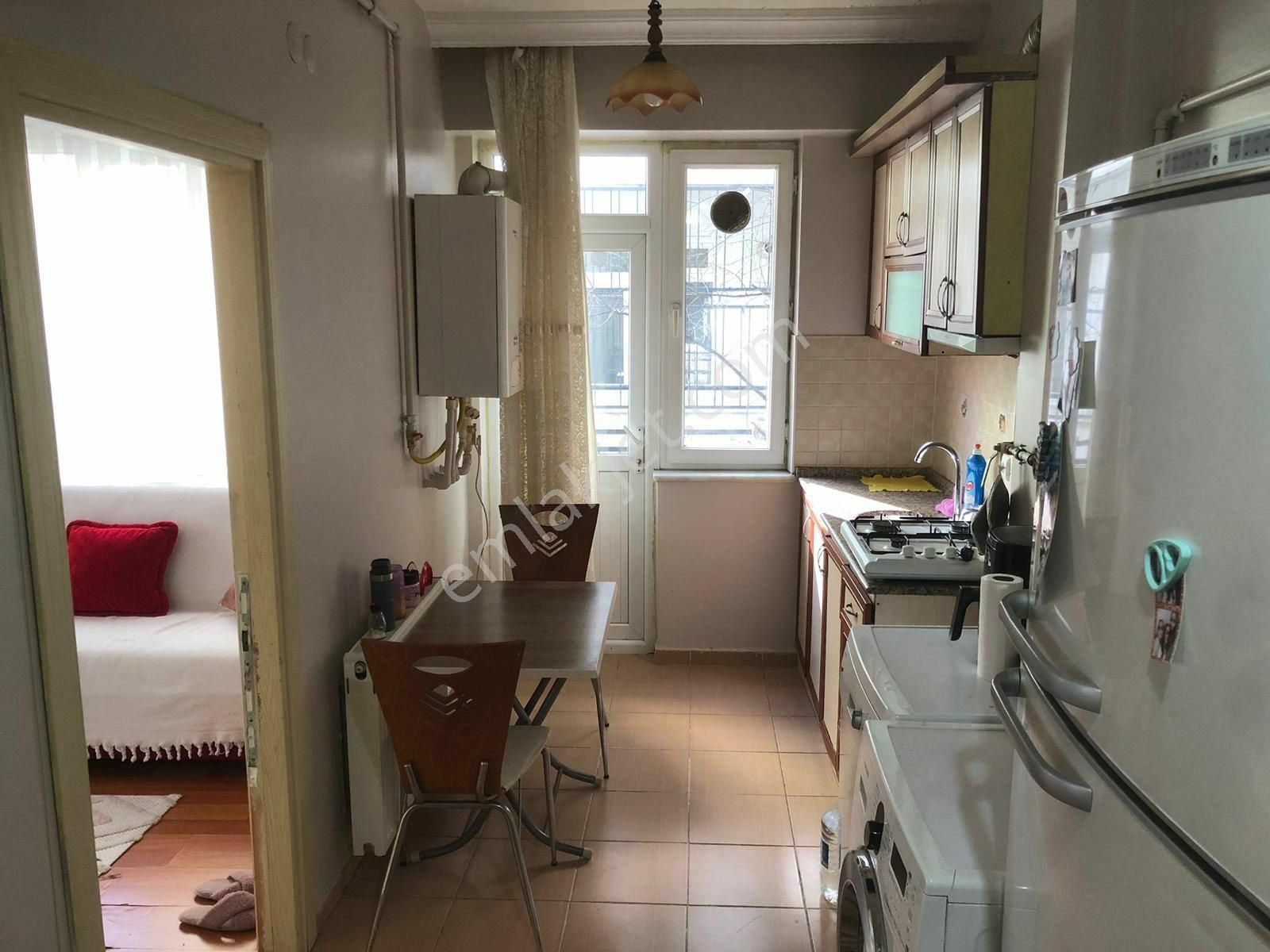 Bahçelievler Mahallesi'nde Kiralık 1+1 Eşyalı Daire - Görsel 4