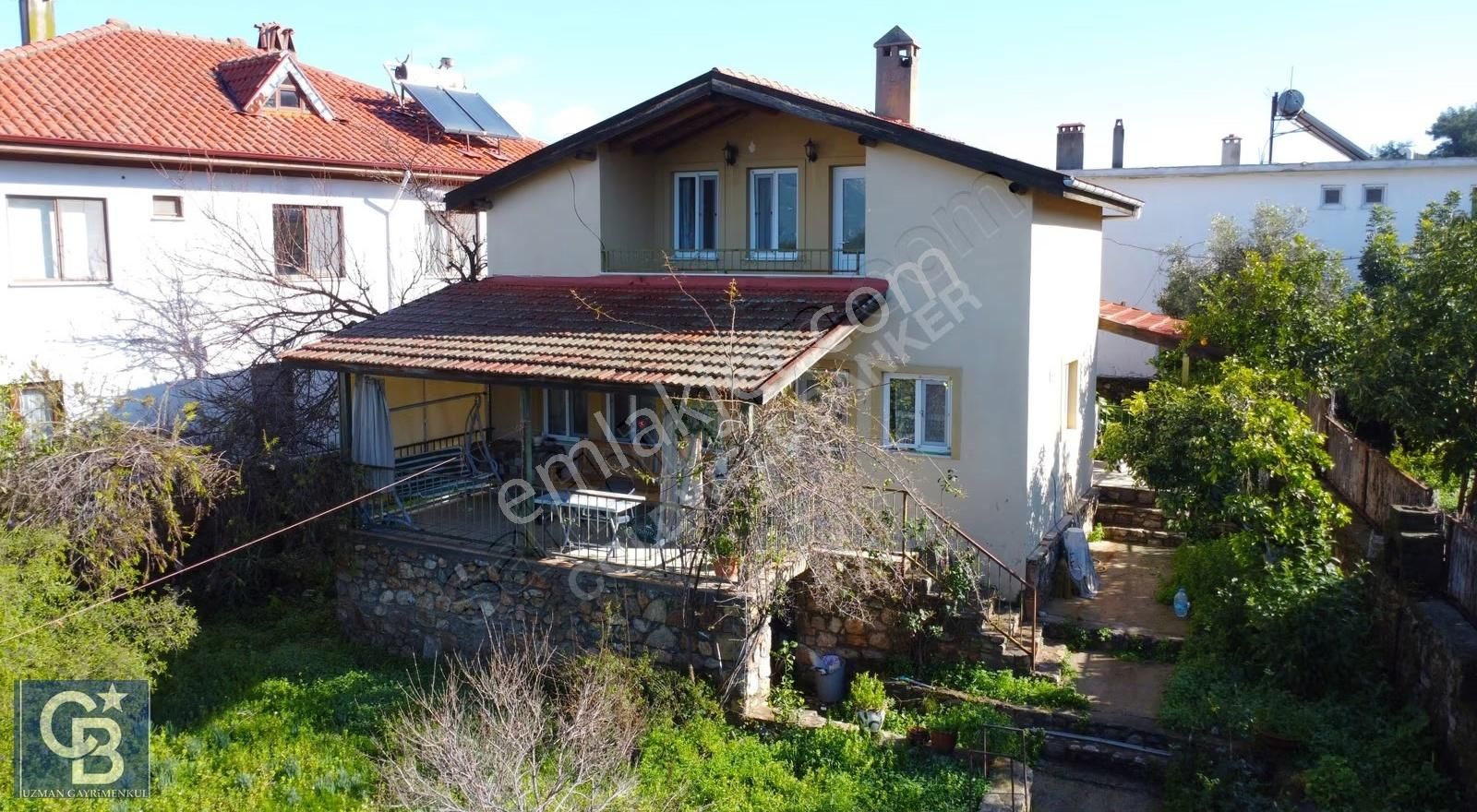 Gökova Akçapınarda 525 M2 Arsa İçinde Deniz Manzaralı Dubleks Ev