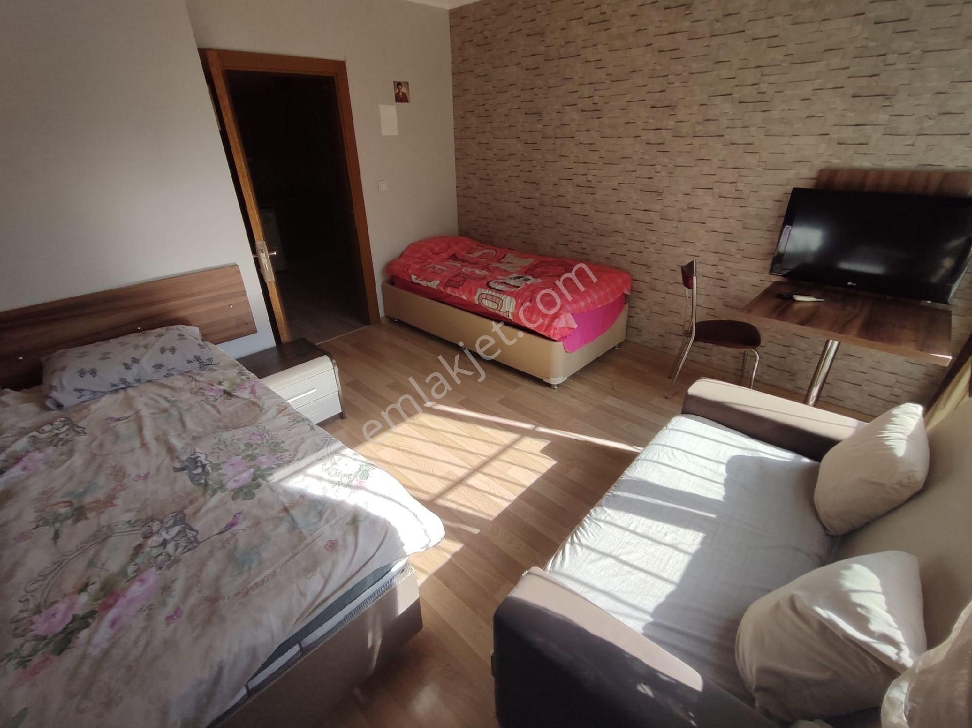 İller Bankası Civarında Temiz Eşyalı 1+1 Daire