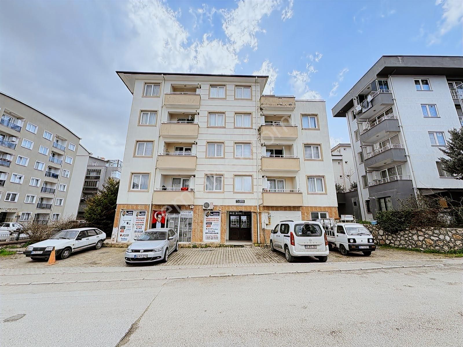 Görüklede Arakat 2+1 Eşyalı Kiralık Daire - Görsel 12