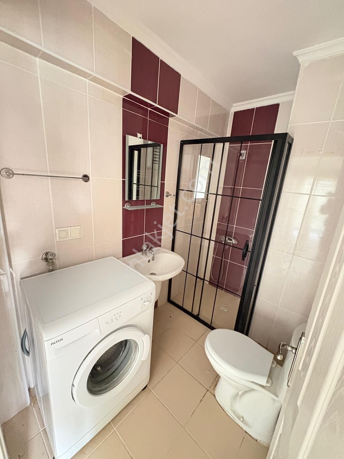 Görüklede Arakat 2+1 Eşyalı Kiralık Daire - Görsel 3