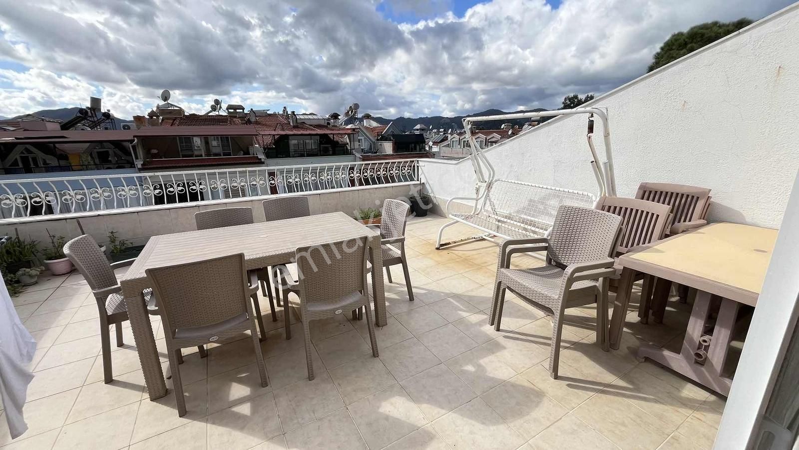 Sarıana Mahallesinde Satılık 4+1 Kapalı Mutfak Dubleks Daire - Görsel 26