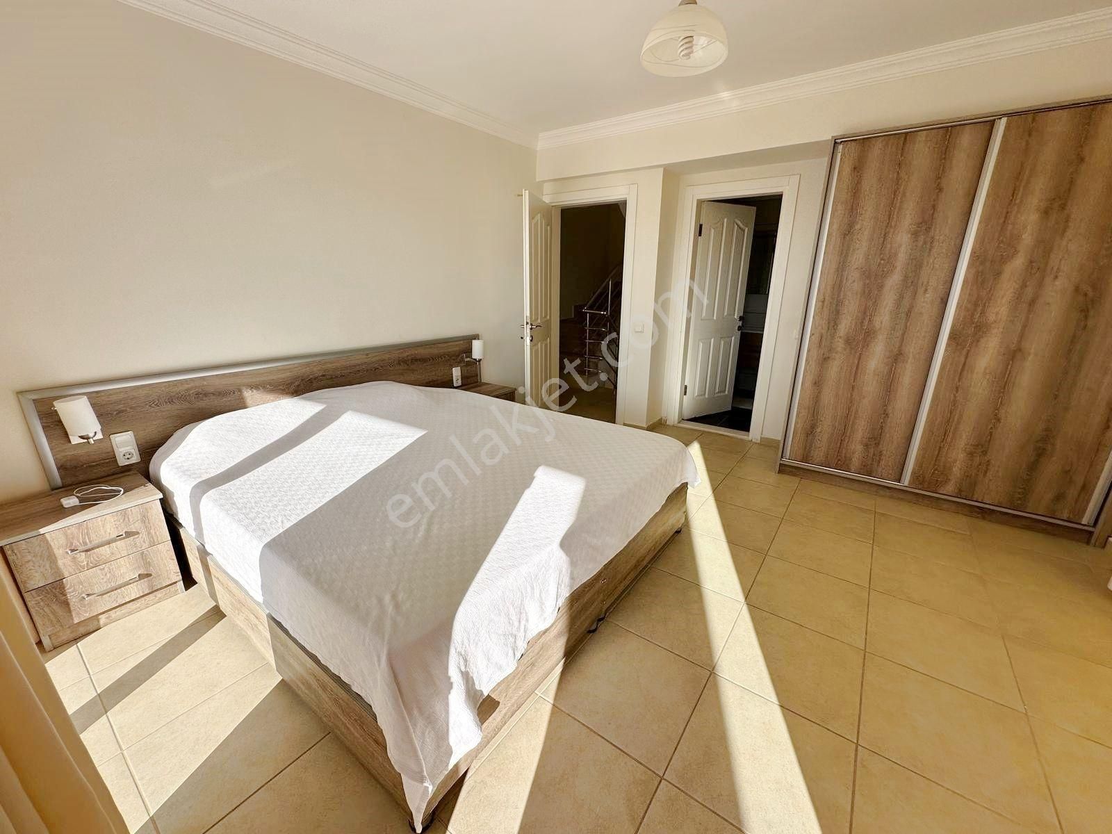 Ovacık'ta Ferah 4+1 Triplex Villa - Görsel 13