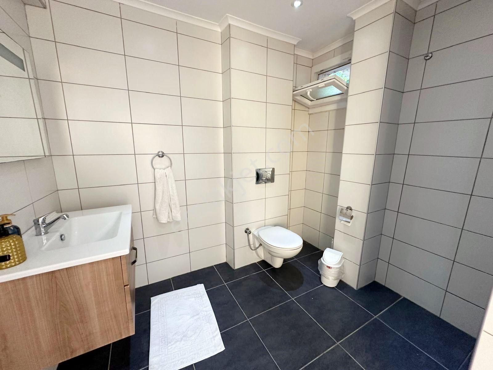 Ovacık'ta Ferah 4+1 Triplex Villa - Görsel 23
