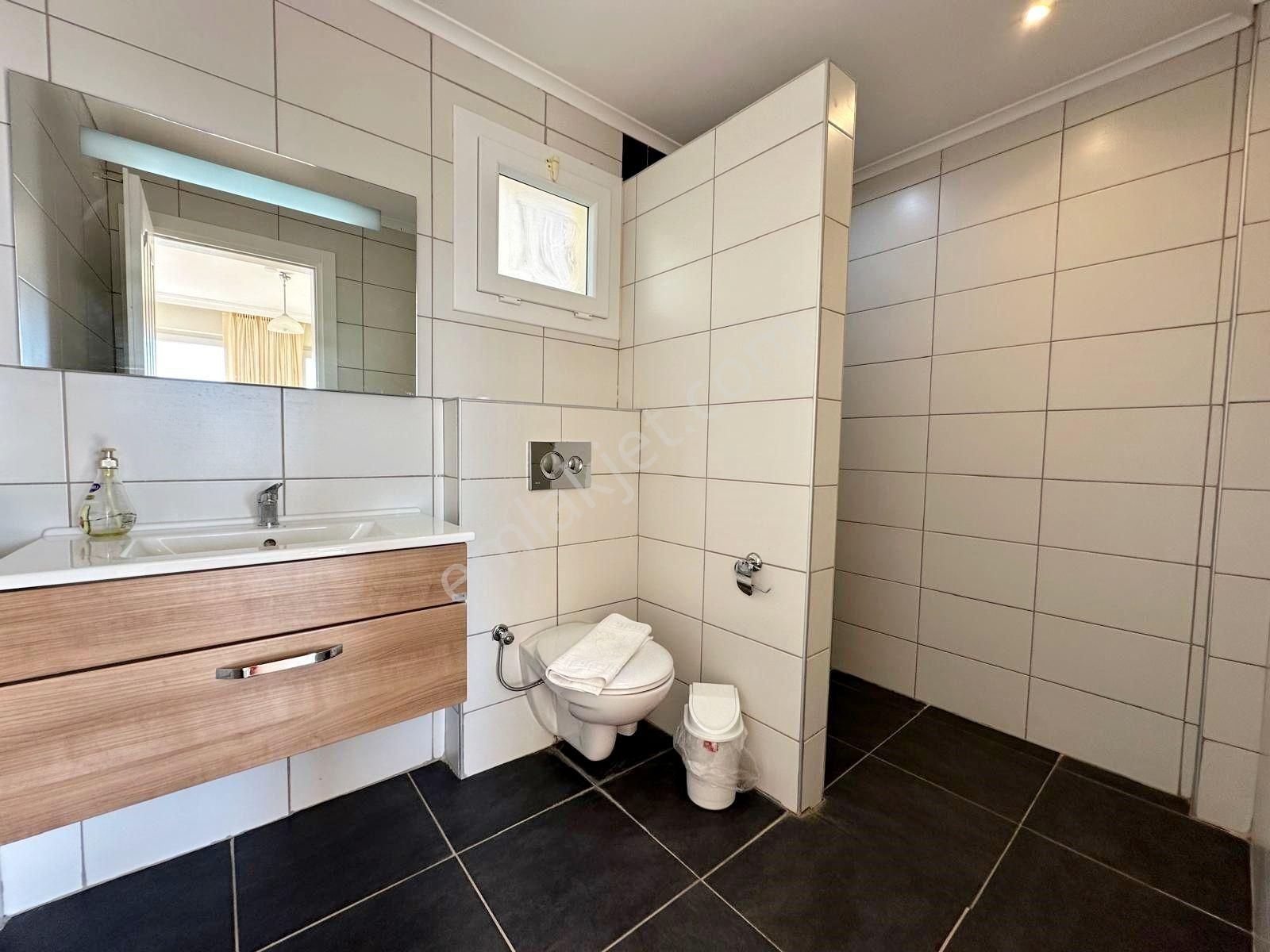 Ovacık'ta Ferah 4+1 Triplex Villa - Görsel 20