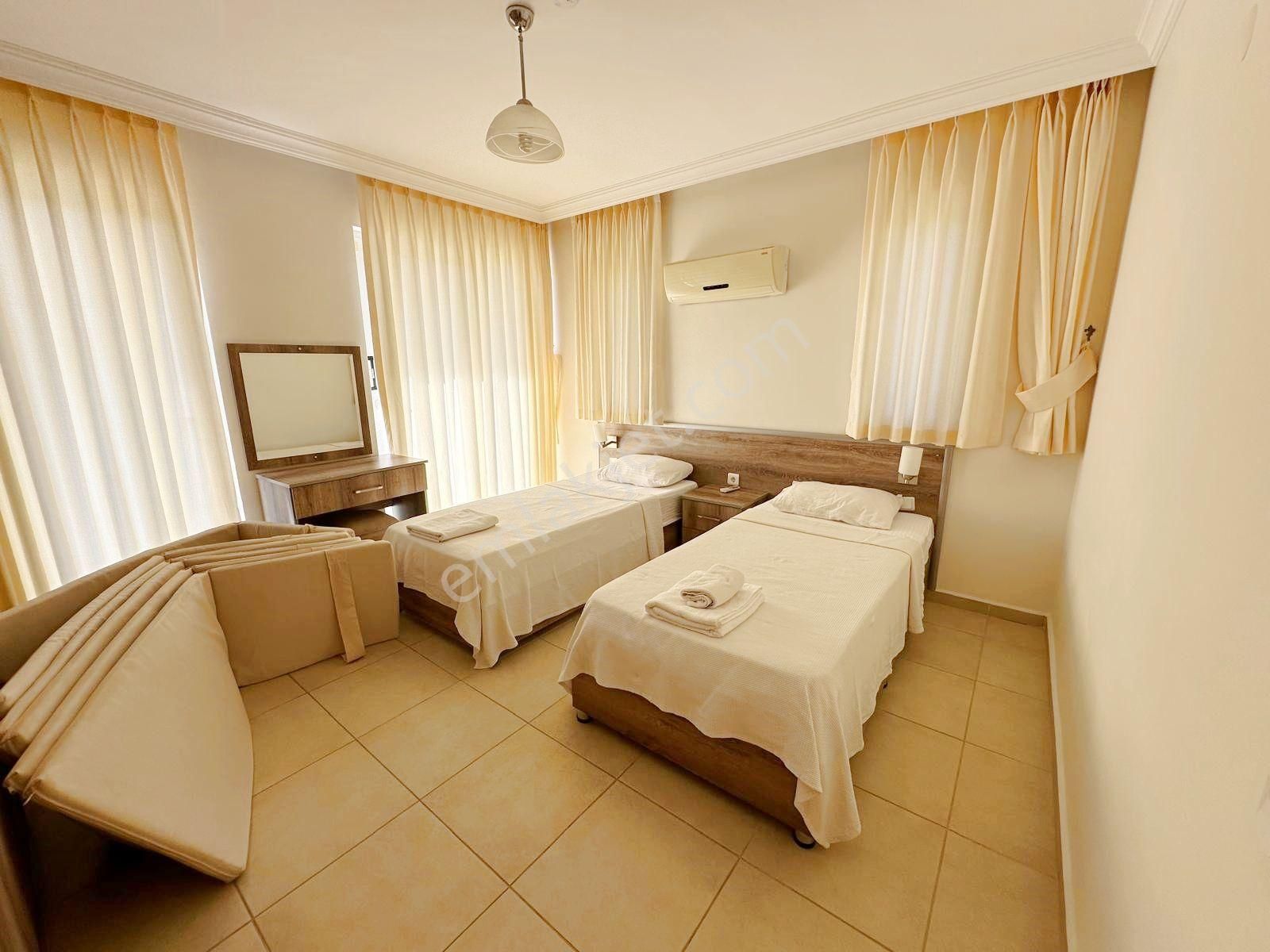 Ovacık'ta Ferah 4+1 Triplex Villa - Görsel 18