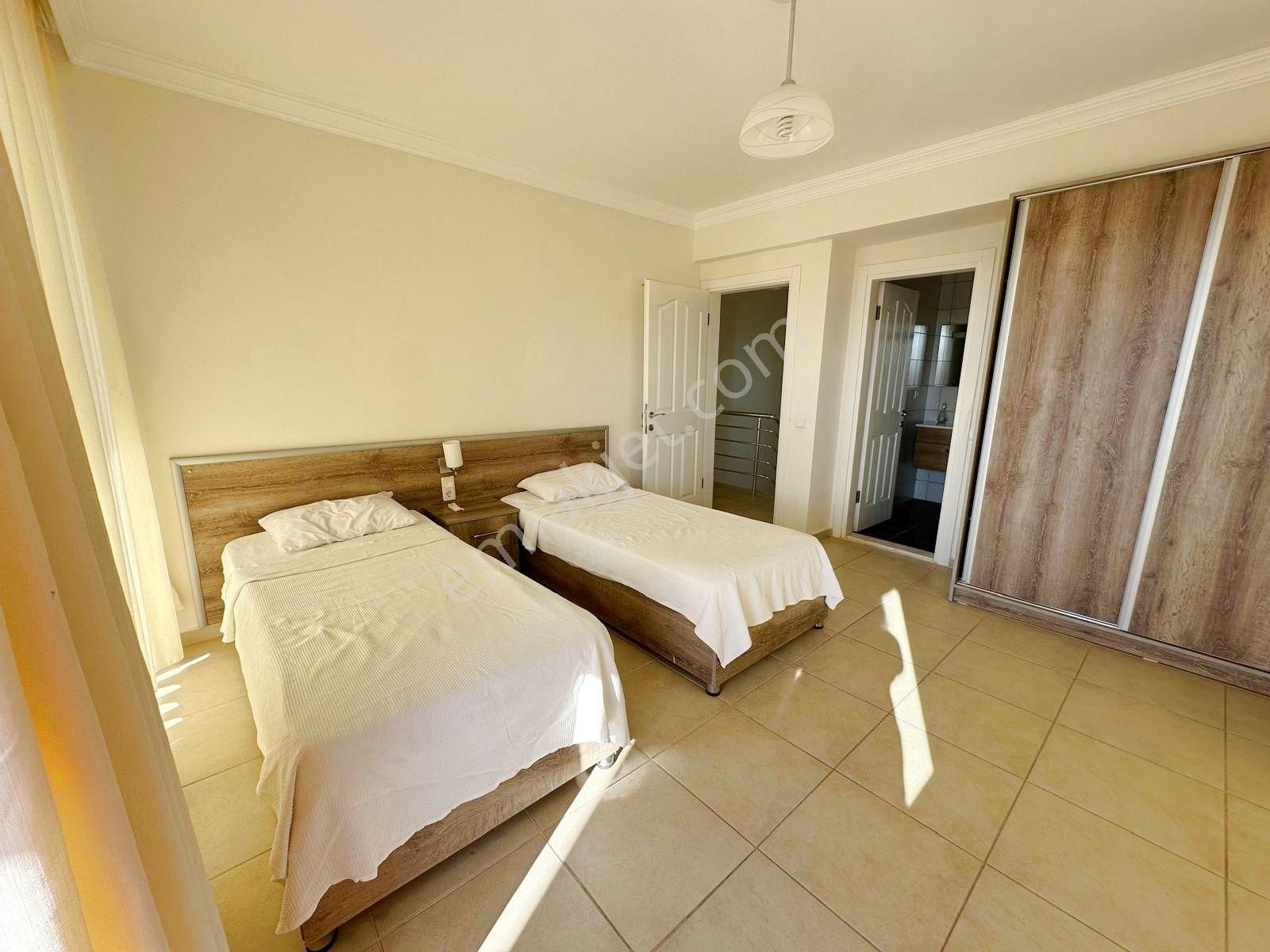 Ovacık'ta Ferah 4+1 Triplex Villa - Görsel 19