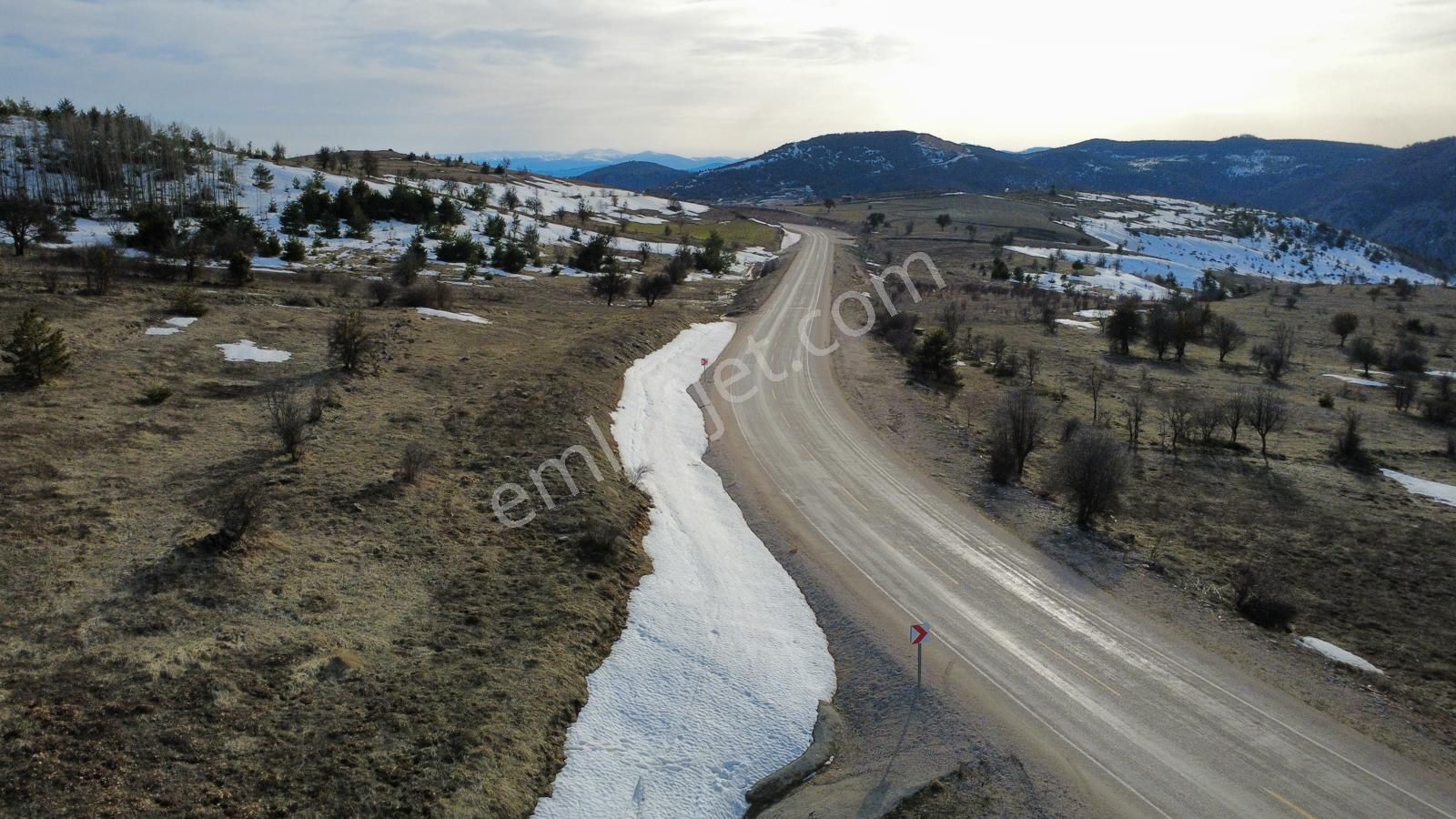 Tokat Reşadiye'de Satılık Tarla - Görsel 5