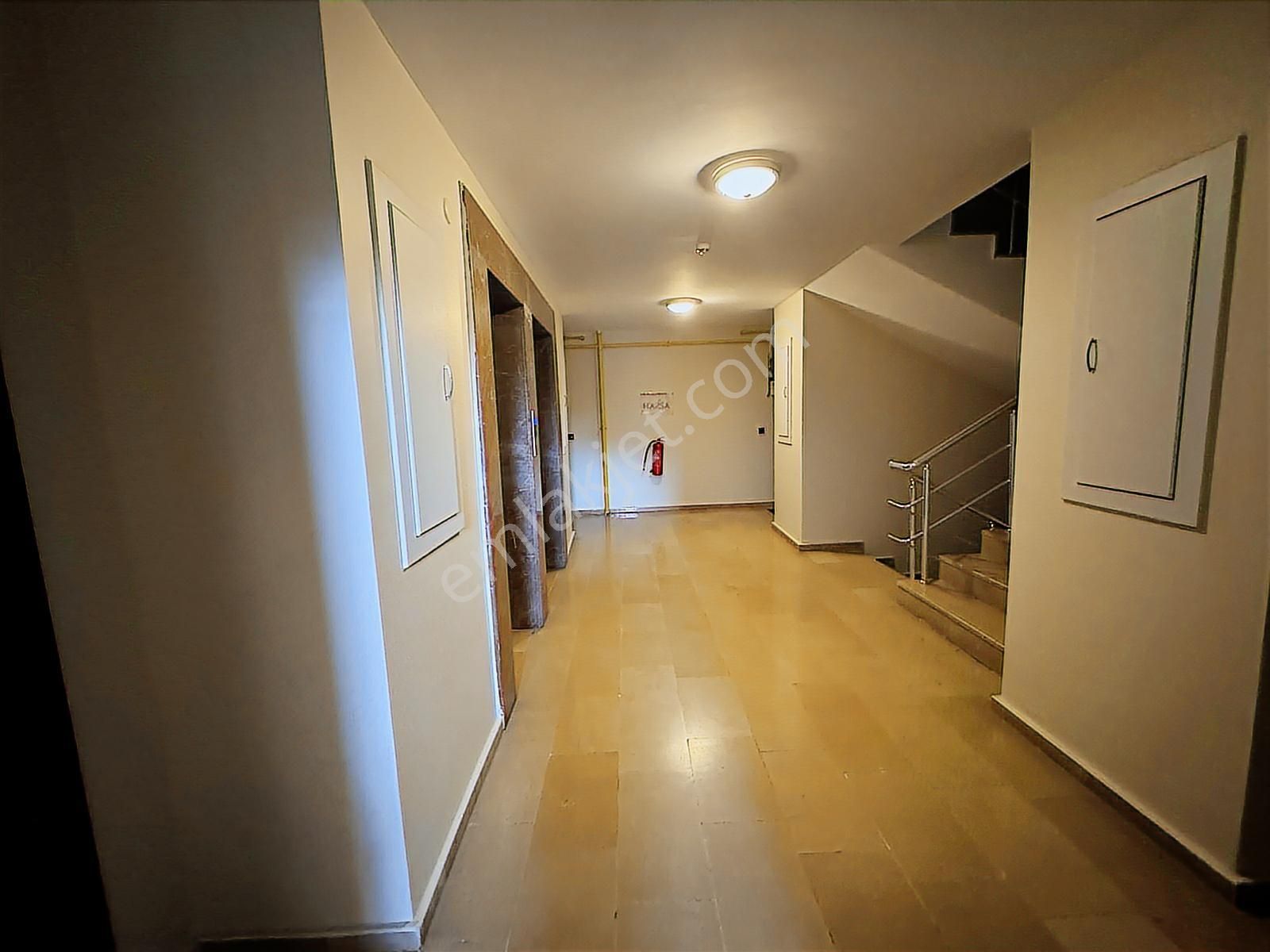 Neveser Konakları Kiralık 90m2 1+1 3.kat Geniş Balkonlu - Görsel 2