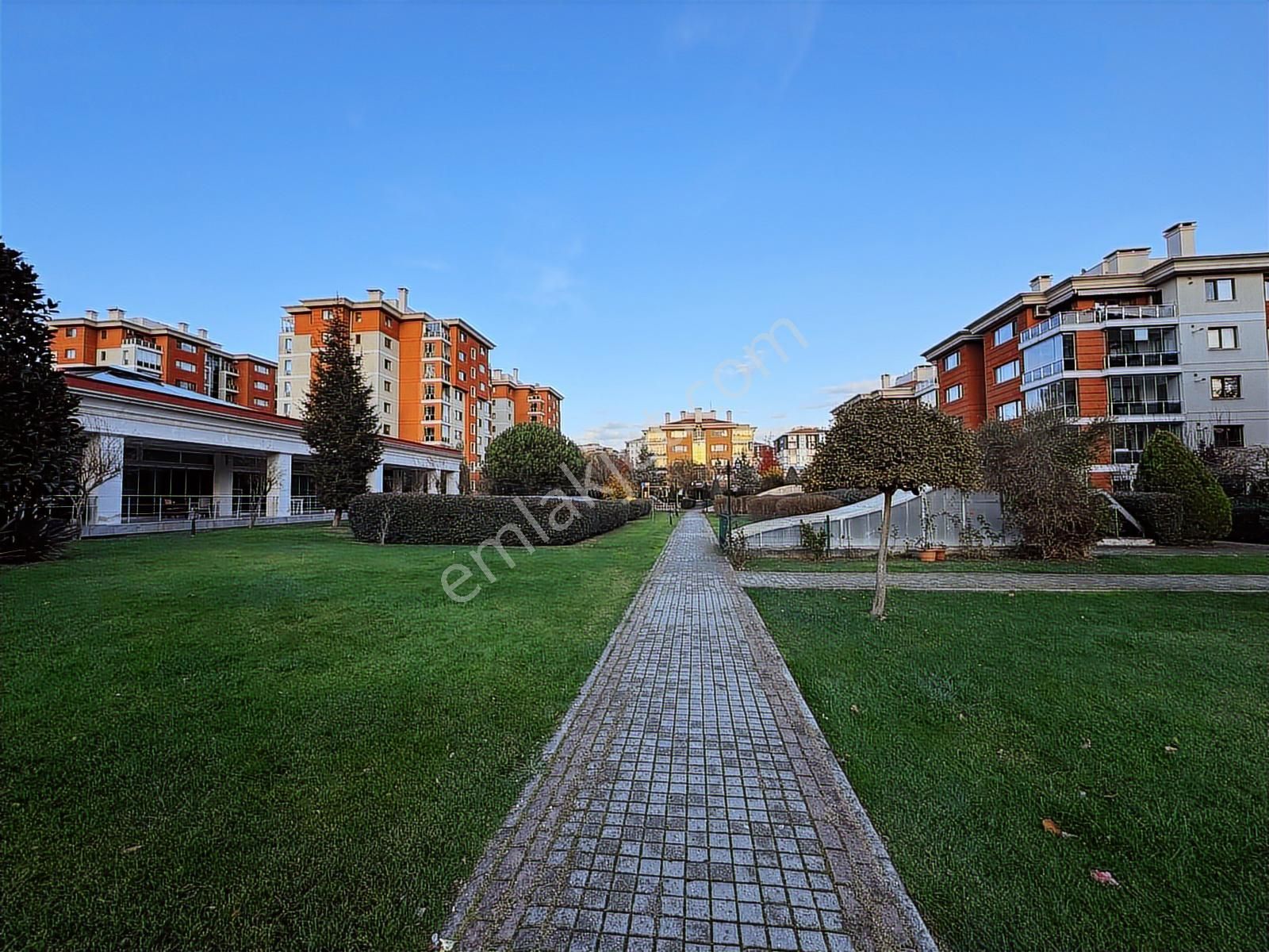 Neveser Konakları Kiralık 90m2 1+1 3.kat Geniş Balkonlu - Görsel 23