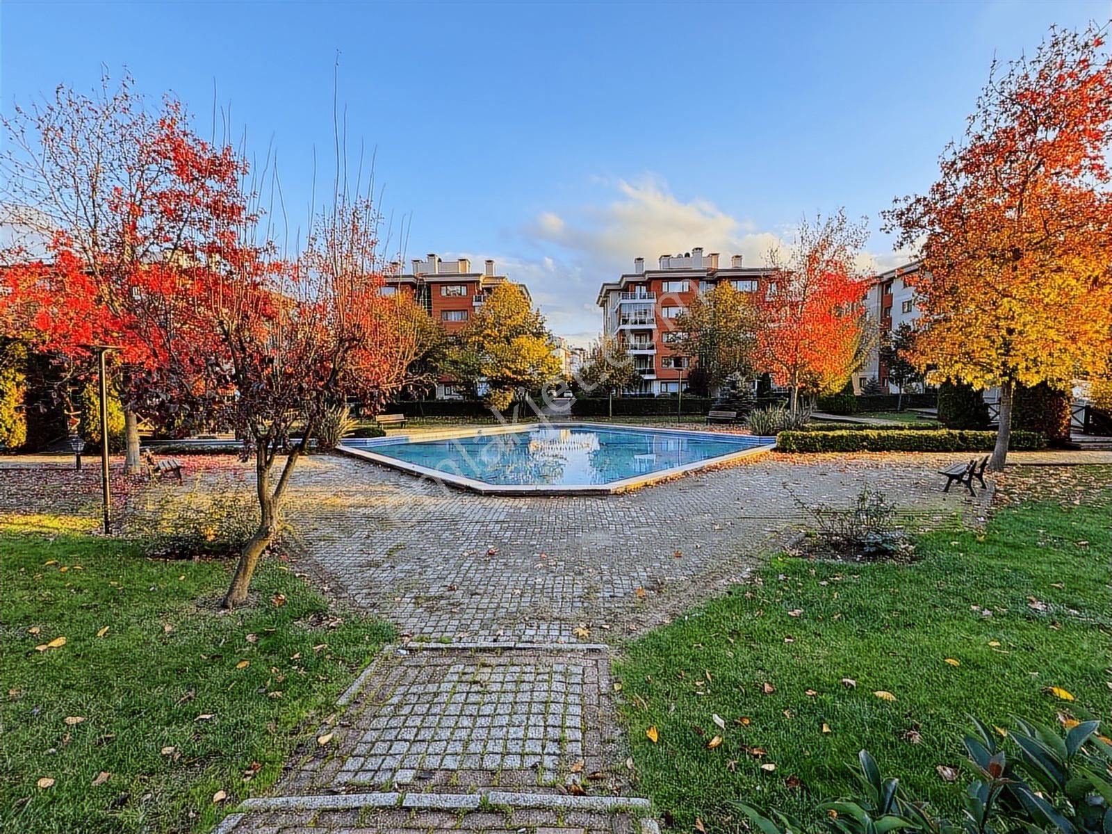 Neveser Konakları Kiralık 90m2 1+1 3.kat Geniş Balkonlu - Görsel 31