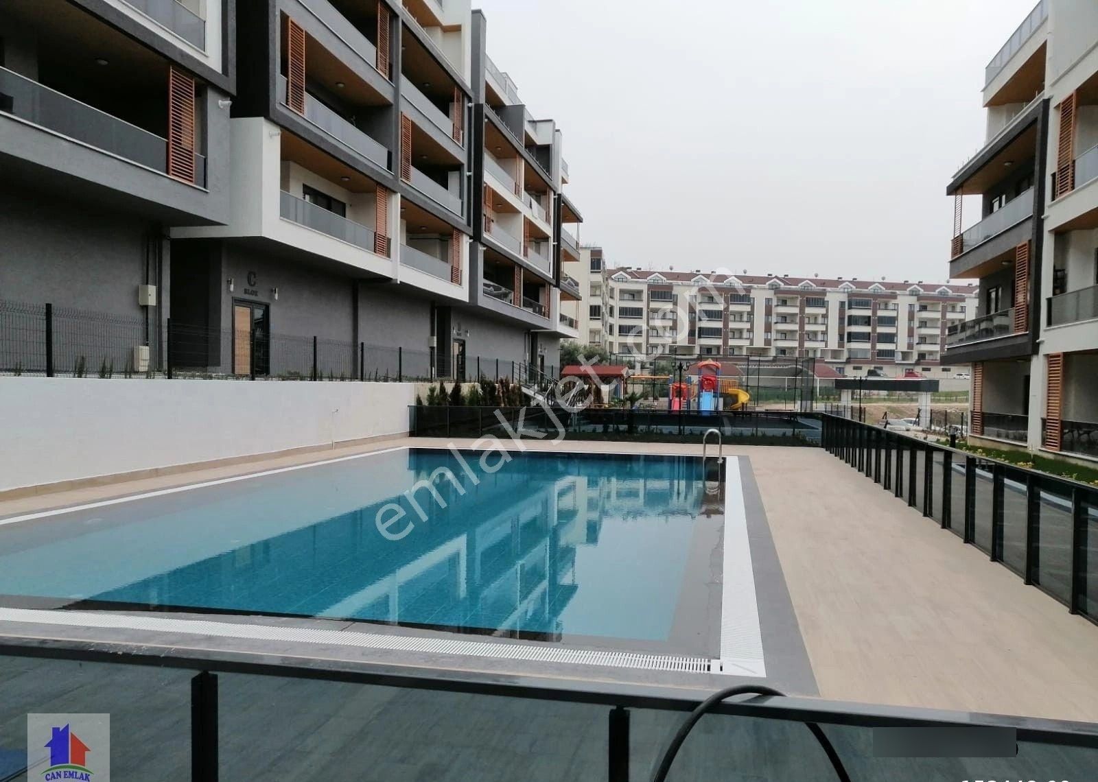 Mudanya Burgaz Mah.de Satılık Daire P Havuzlu 1+1 Açıklamayı Okuyunuz Deniz Görür Site İçi Güvenlik. - Görsel 15