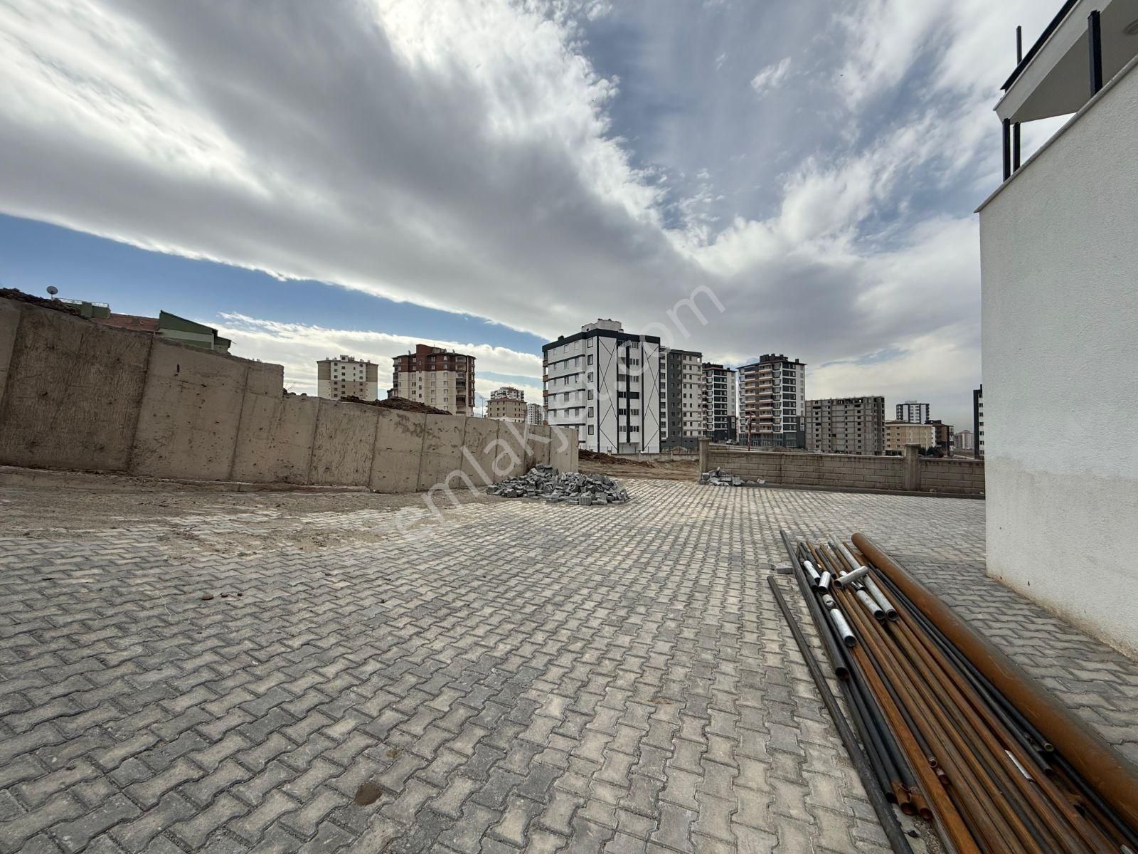 Fetanet Emlak'tan 2,5+1 Ultra Lüks Ara Kat Fırsat Dairesi - Görsel 3