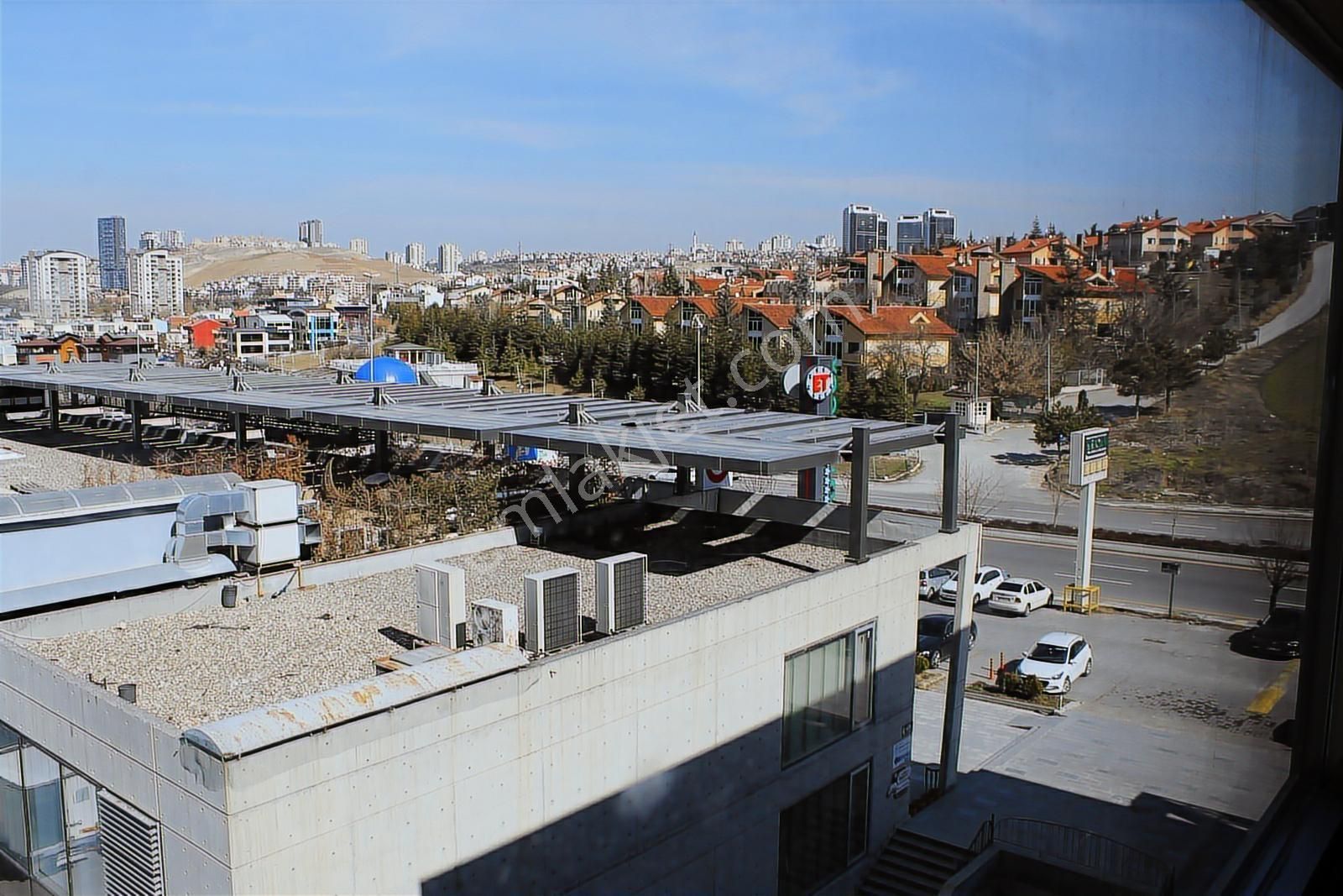 Çayyolu Anchor 'da Yapılı Geniş Ofis