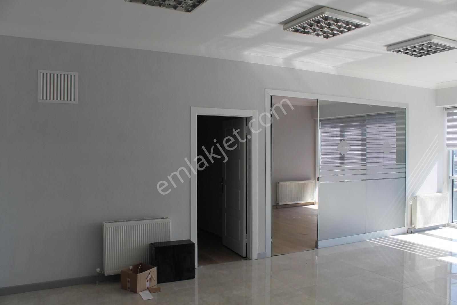 Çayyolu Anchor 'da Yapılı Geniş Ofis - Görsel 13