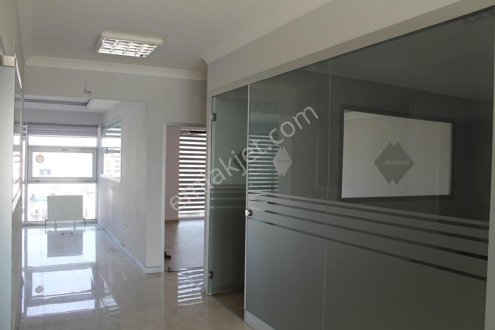 Çayyolu Anchor 'da Yapılı Geniş Ofis - Görsel 8