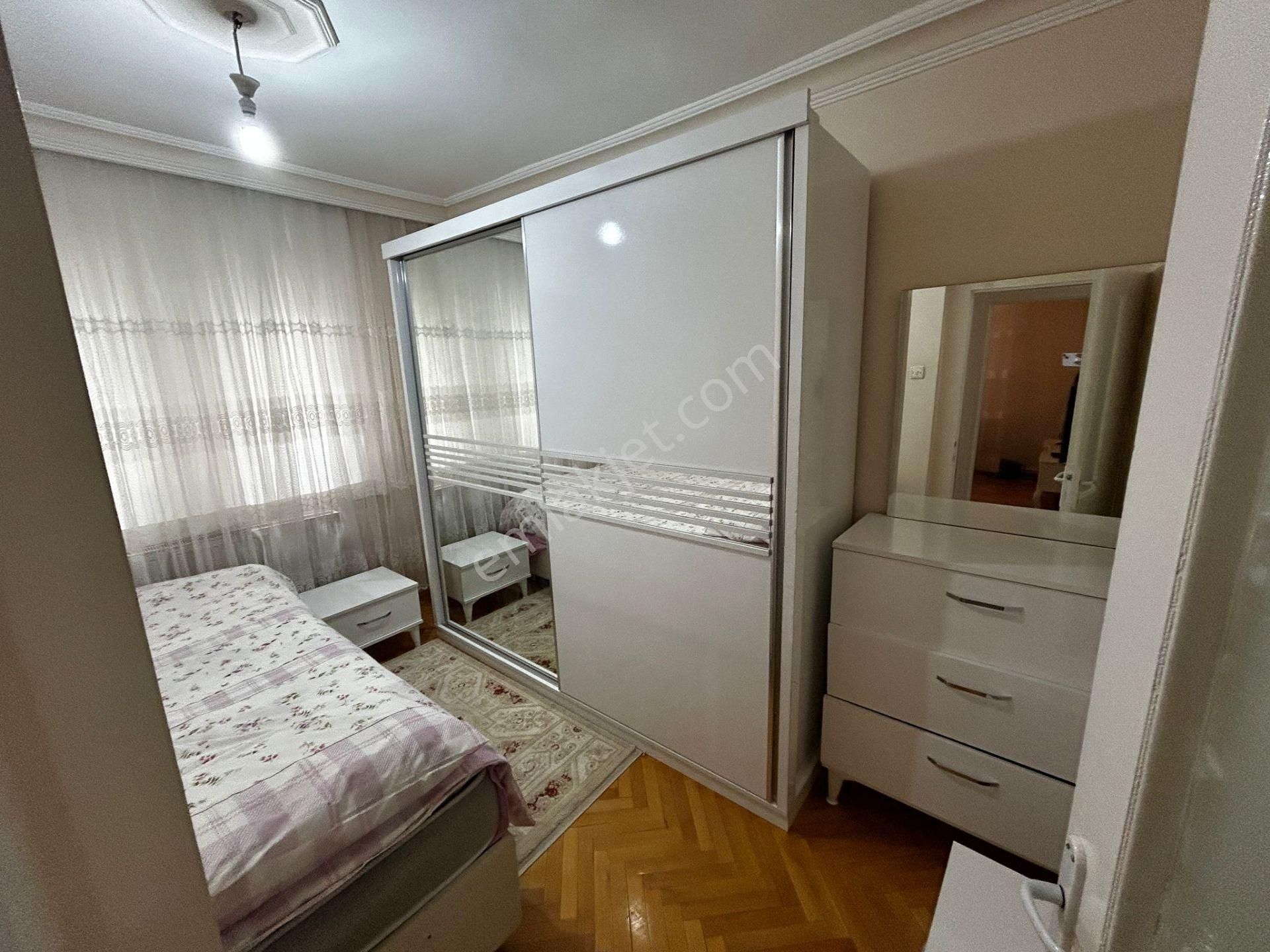 Sincan Selçuklu Mahallesinde 3+1 Full Eşyalı Yapılı Kiralık Daire !! - Görsel 14