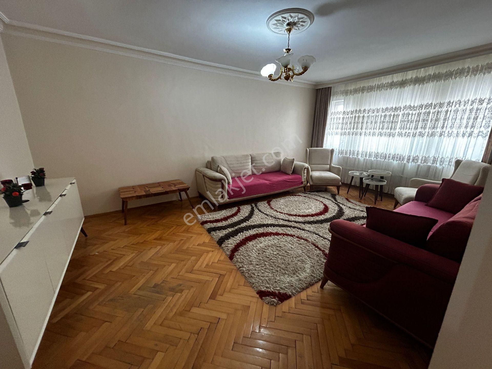 Sincan Selçuklu Mahallesinde 3+1 Full Eşyalı Yapılı Kiralık Daire !! - Görsel 3