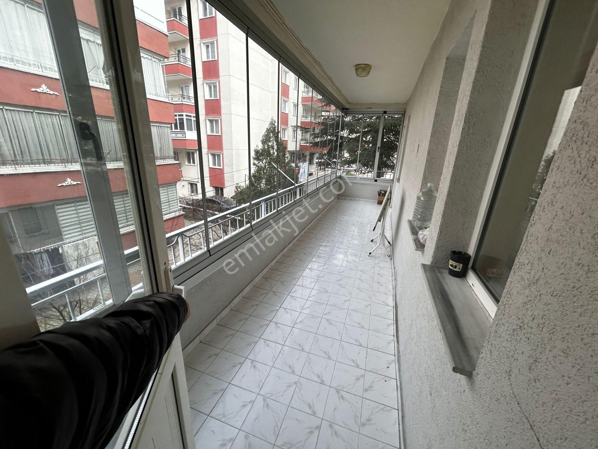 Sincan Selçuklu Mahallesinde 3+1 Full Eşyalı Yapılı Kiralık Daire !! - Görsel 16