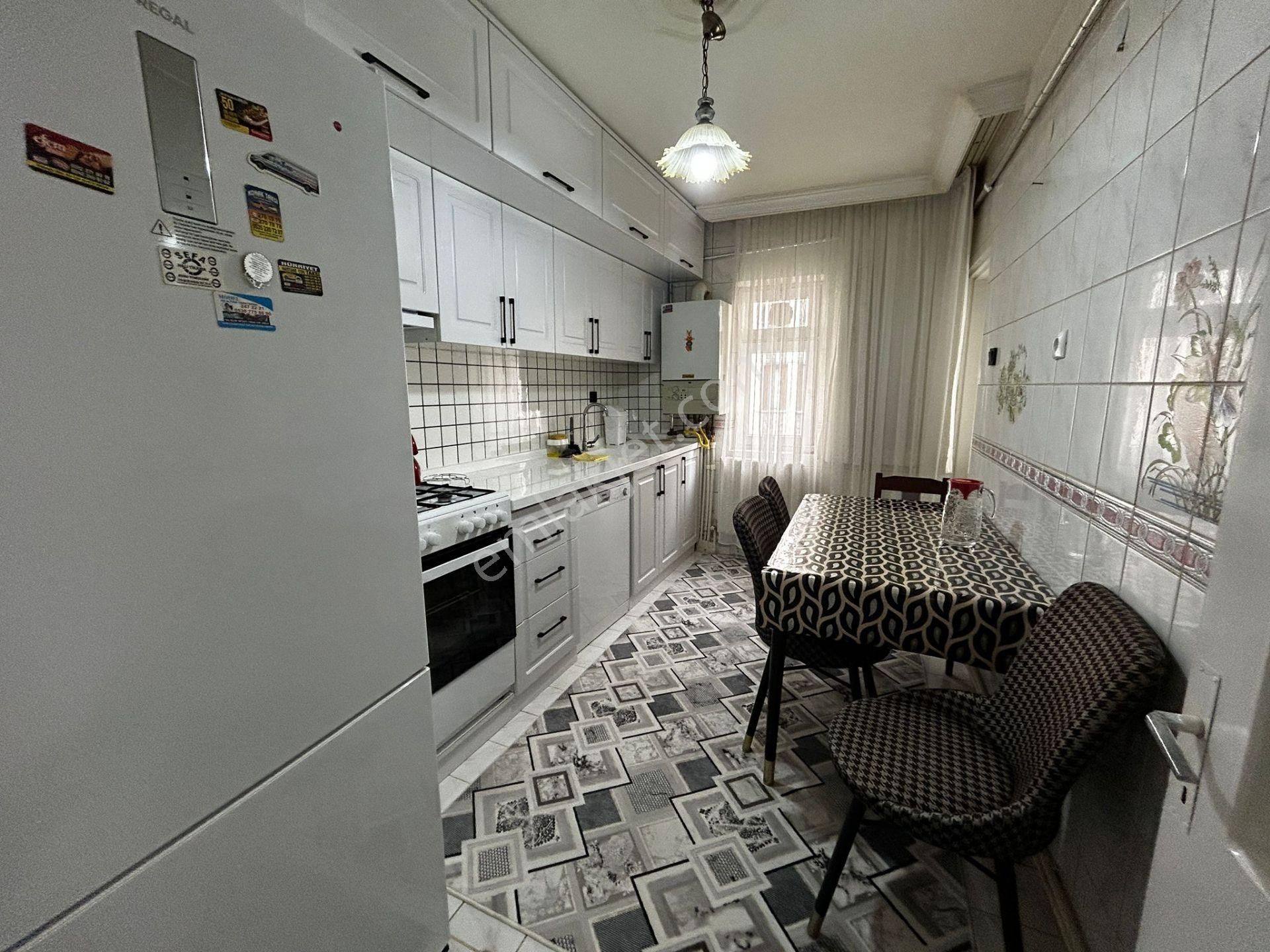 Sincan Selçuklu Mahallesinde 3+1 Full Eşyalı Yapılı Kiralık Daire !! - Görsel 18
