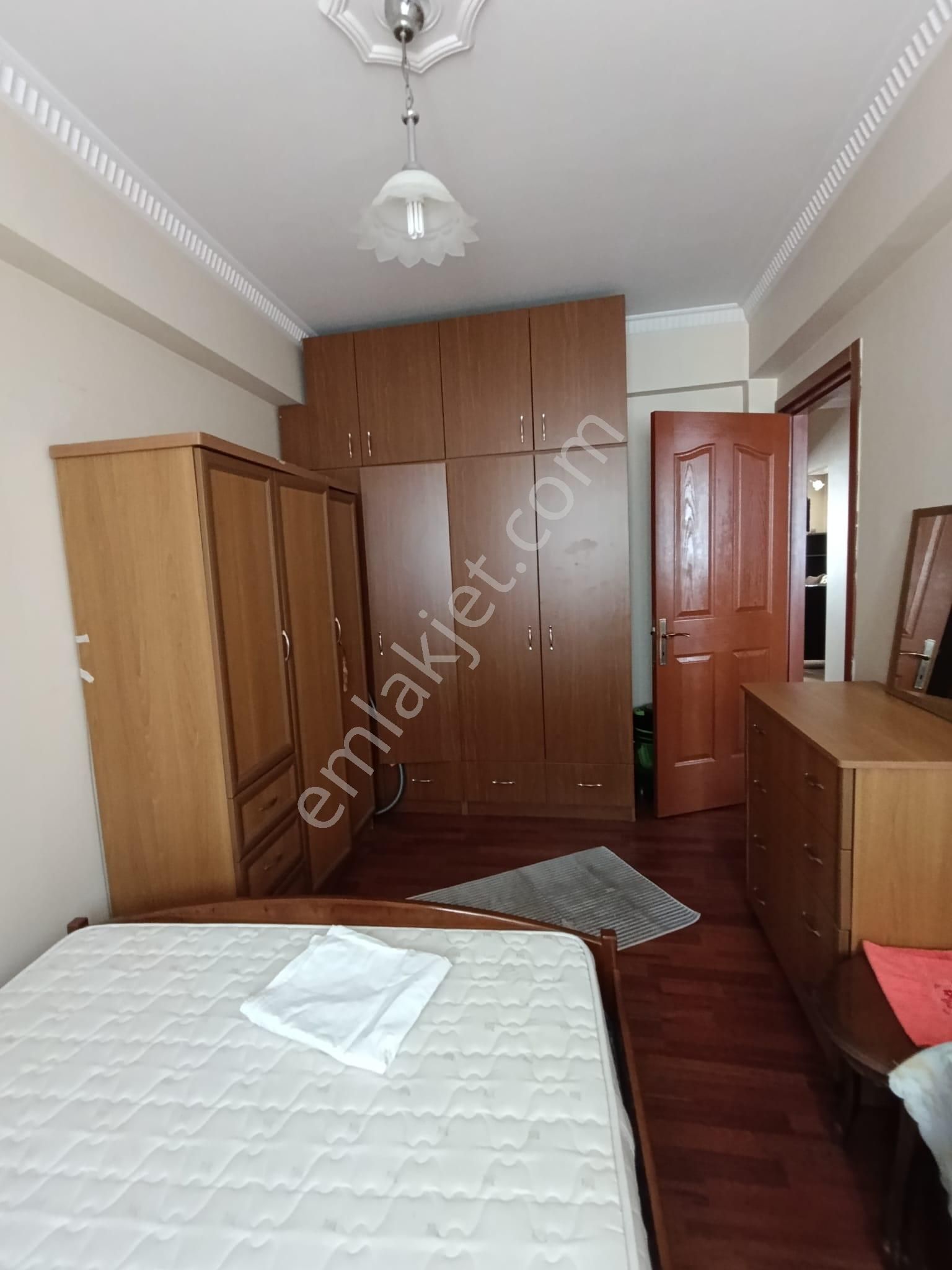 Balçova Eğitim'de Full Eşyalı Ara Kat D.gazlı 2+1 Kiralık Daire! - Görsel 14