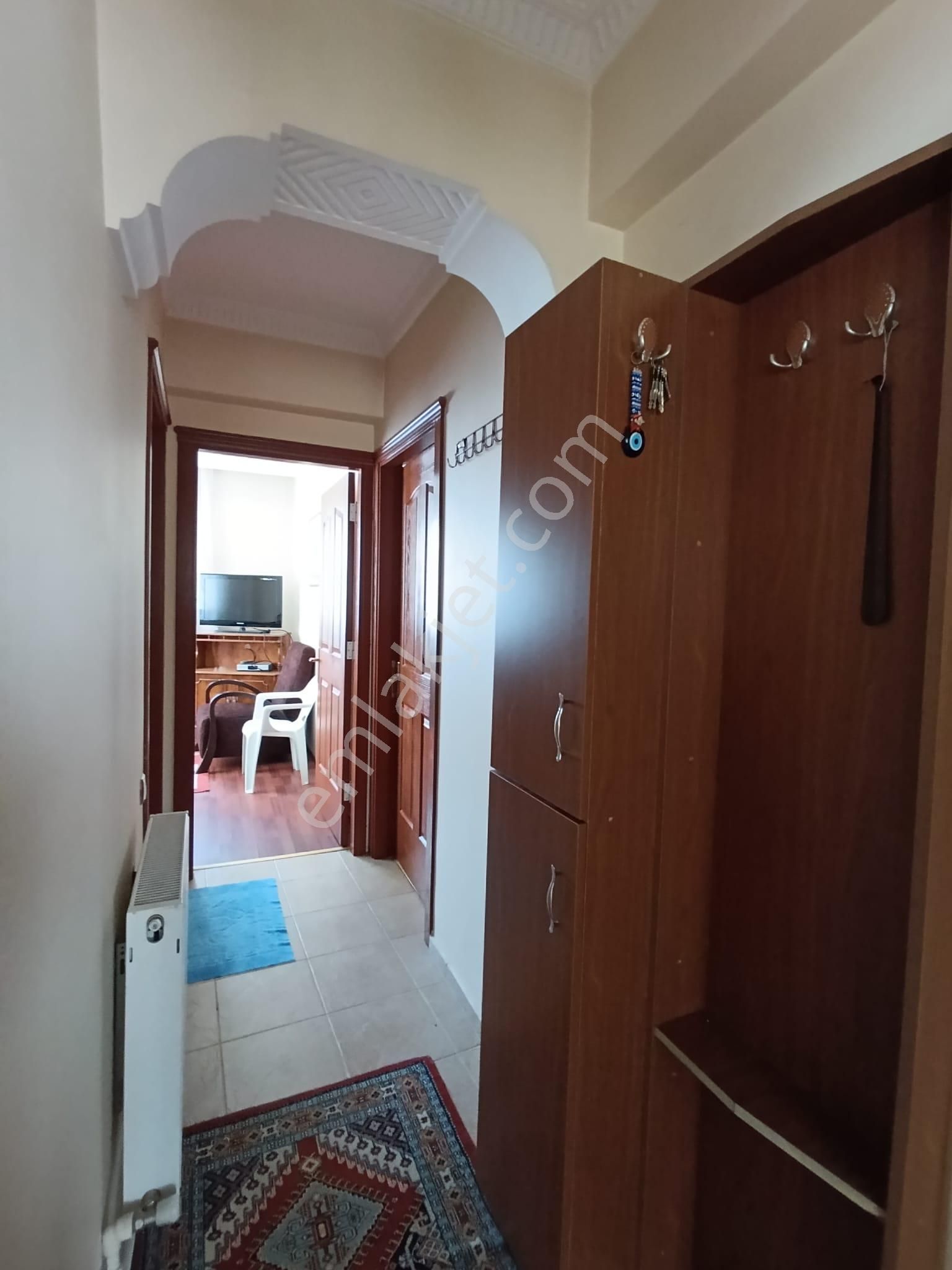 Balçova Eğitim'de Full Eşyalı Ara Kat D.gazlı 2+1 Kiralık Daire! - Görsel 11