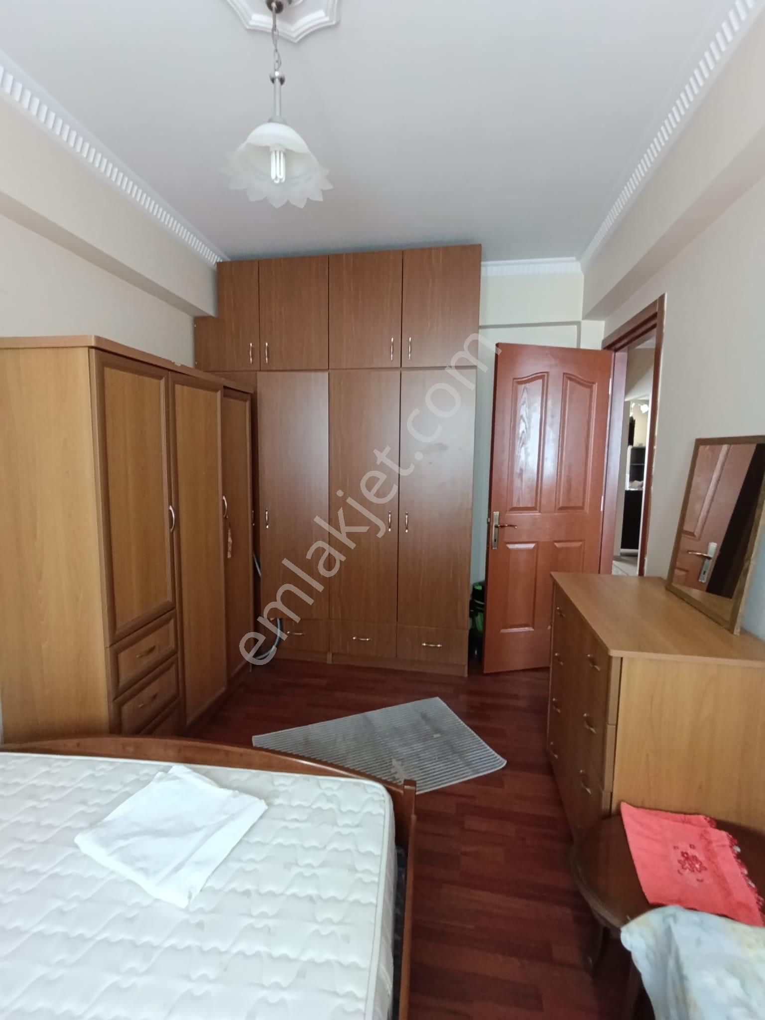 Balçova Eğitim'de Full Eşyalı Ara Kat D.gazlı 2+1 Kiralık Daire! - Görsel 13