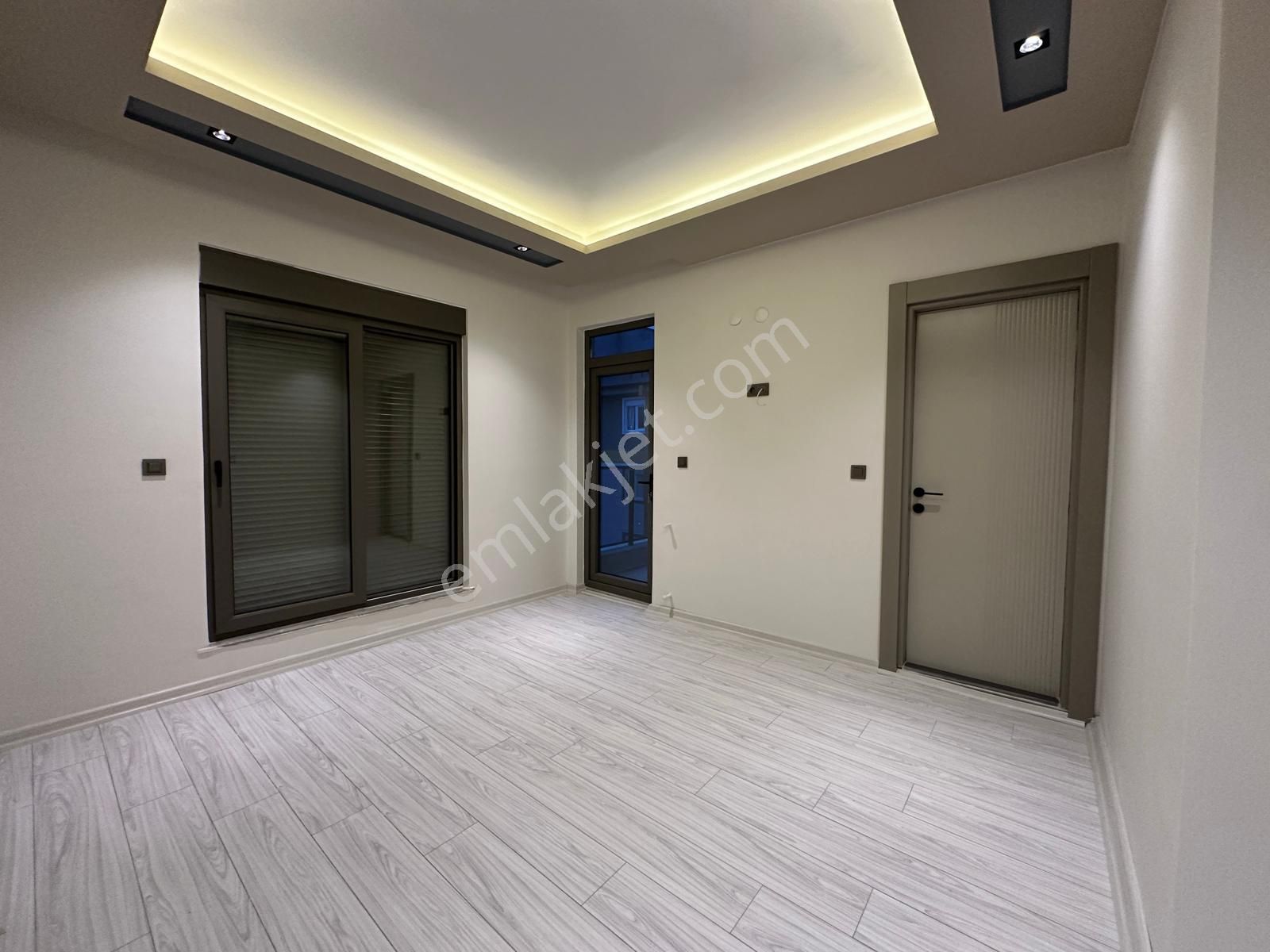 Aydoğmuş Mah. 2+1 Çook Geniş Ebeveyn Banyolu Çift Balkonlu Daire - Görsel 23
