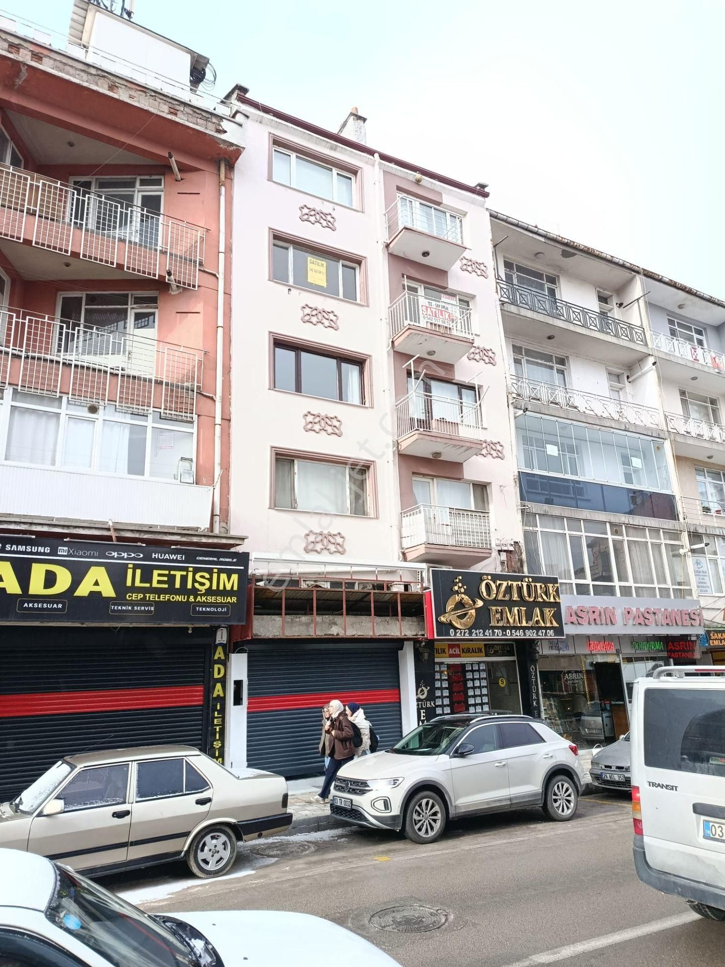 Afyon Tezcan Emlaktan Yunus Emre Mahallesinde 2+1 Ara Kat Daire - Görsel 17