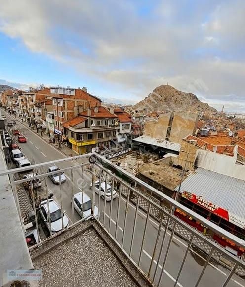 Afyon Tezcan Emlaktan Yunus Emre Mahallesinde 2+1 Ara Kat Daire - Görsel 6