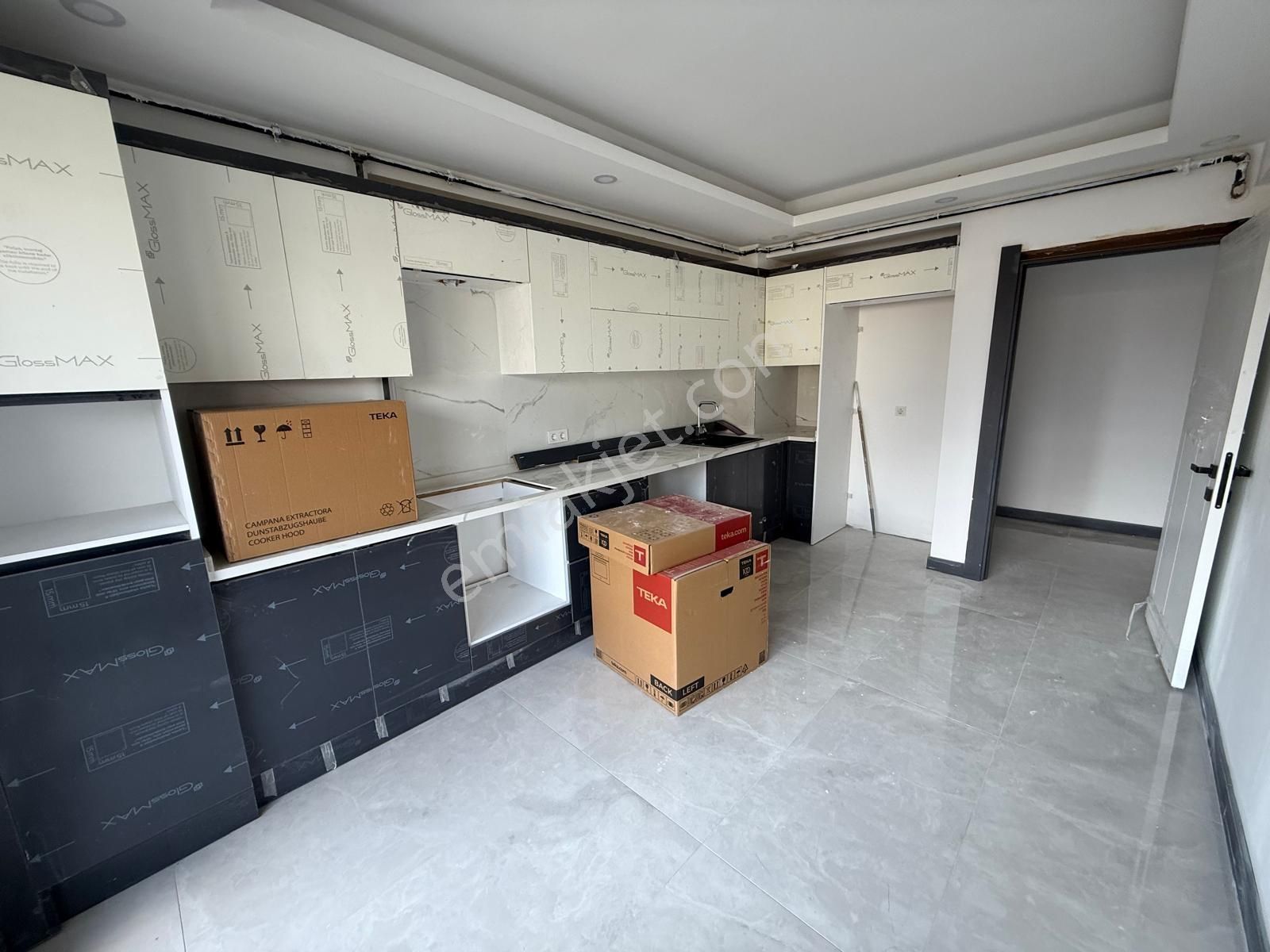 Turyaptan İzsiz Towersda Giriş Kat Havuz Cephe 3+1 Kiralık Daire - Görsel 12