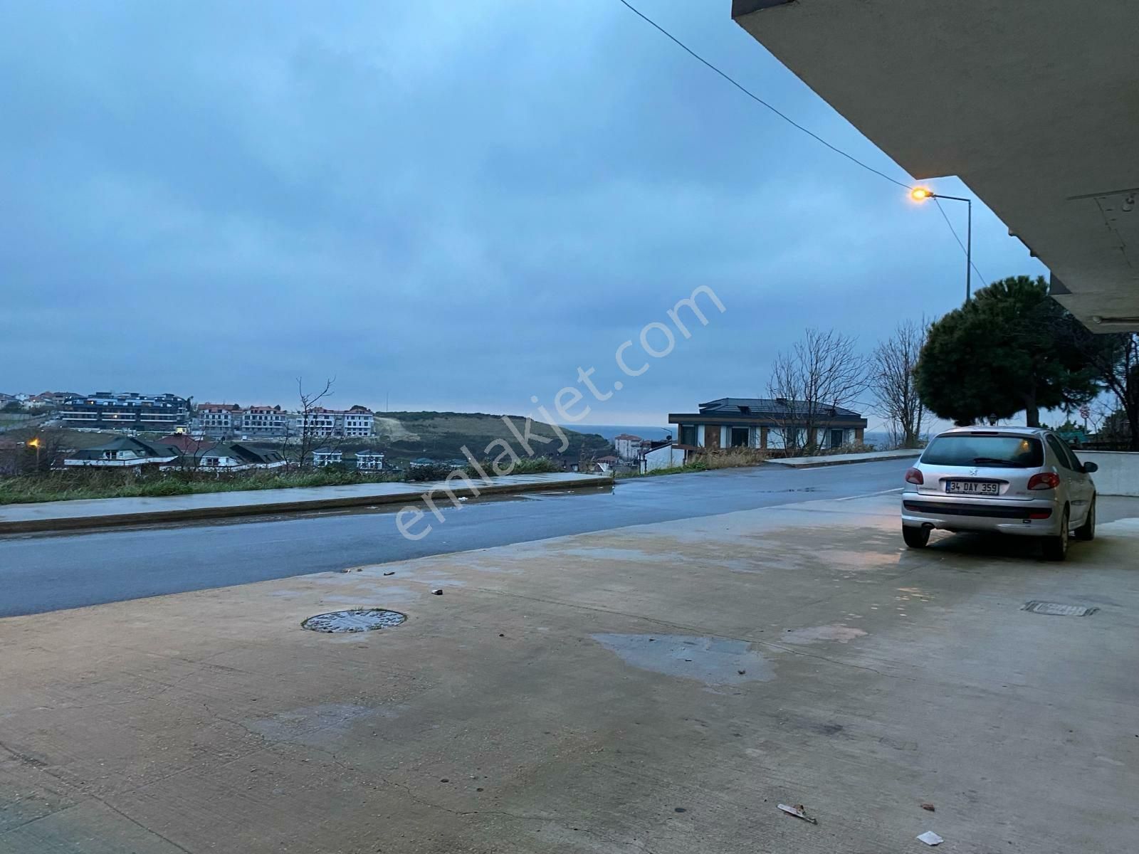 Beylikdüzü Kavaklı Da 60 M2 Dükkan & Mağaza