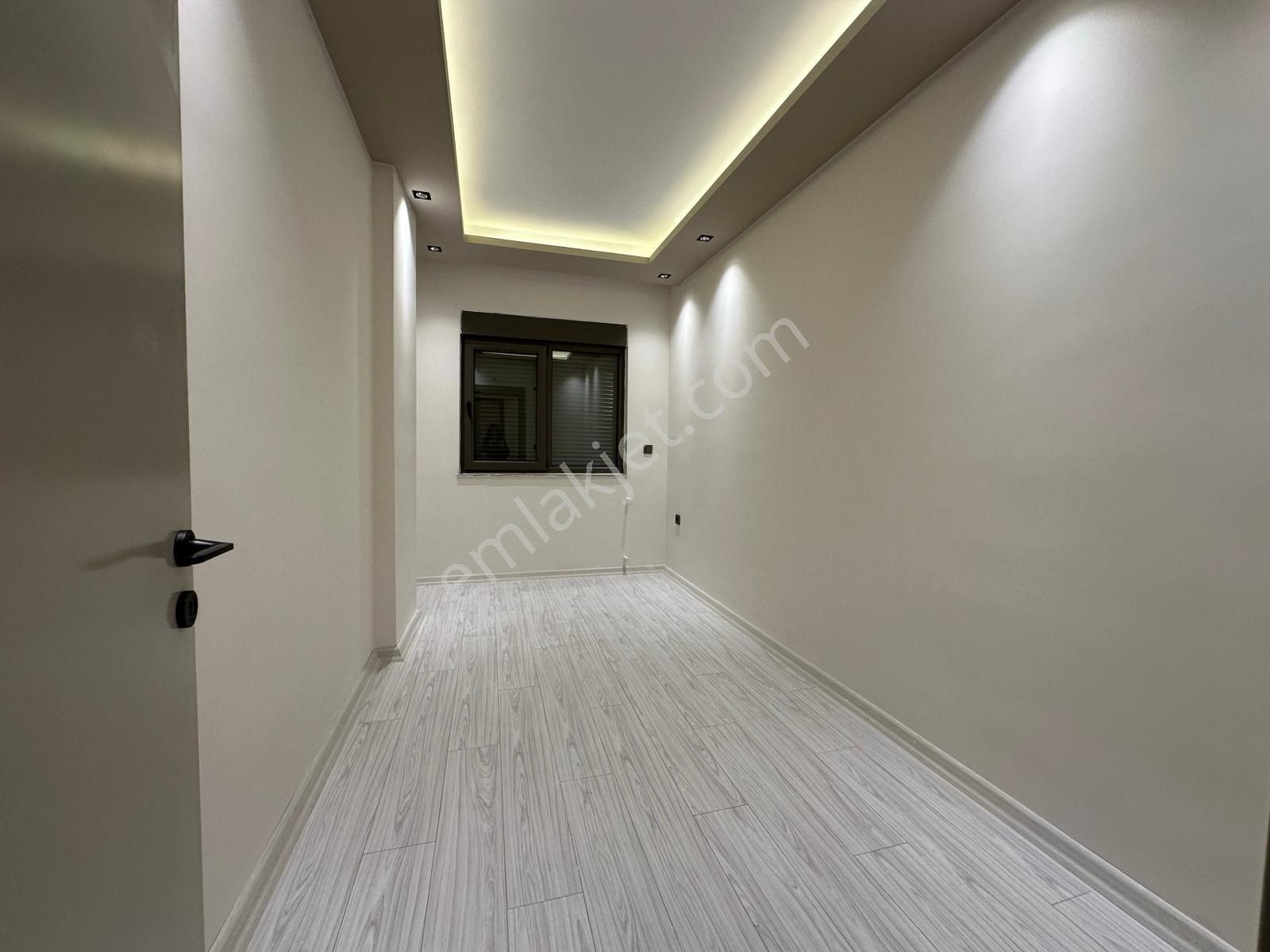 Aydoğmuş Mah. 3+1 Lüks Cadde Üzeri Ebeveyn Banyolu Çift Balkonlu - Görsel 25