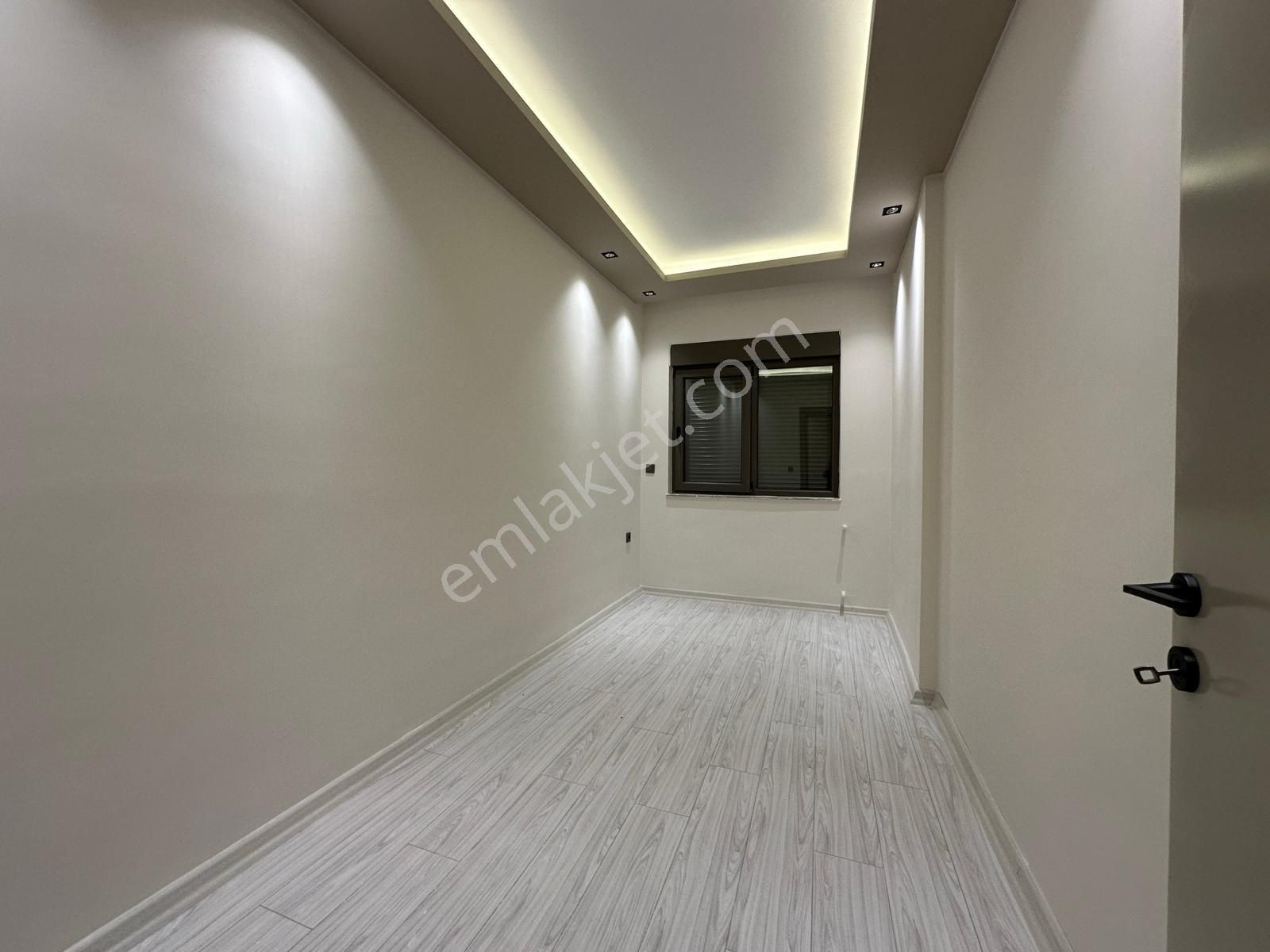 Aydoğmuş Mah. 3+1 Lüks Cadde Üzeri Ebeveyn Banyolu Çift Balkonlu - Görsel 35