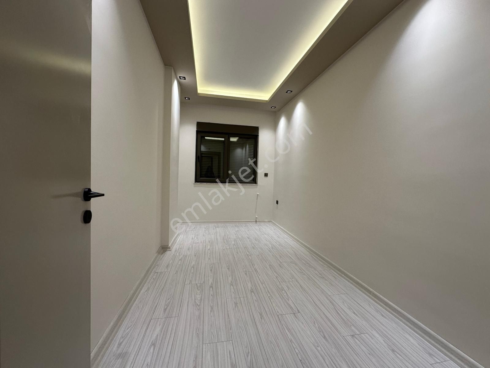 Aydoğmuş Mah. 3+1 Lüks Cadde Üzeri Ebeveyn Banyolu Çift Balkonlu - Görsel 19