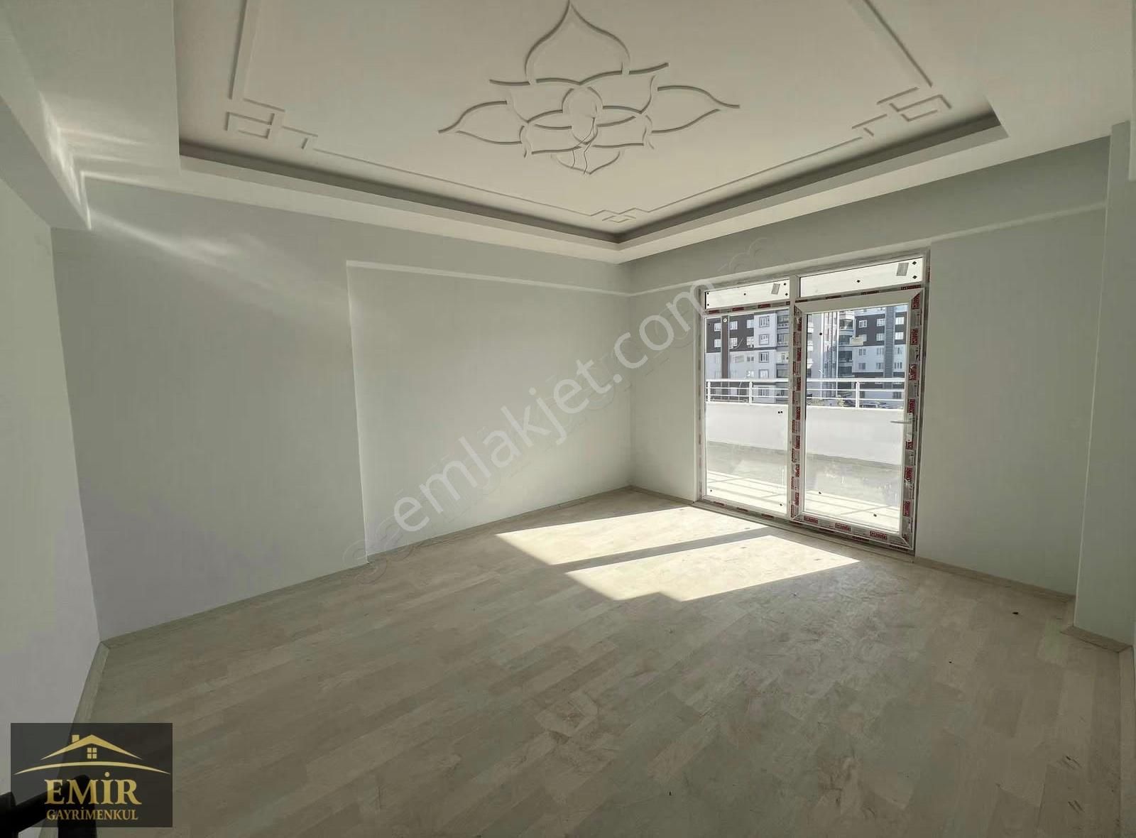 Emir Gayrimenul Belkızda Satılık 3+1 Oturuma Hazır Daire Sunar - Görsel 22