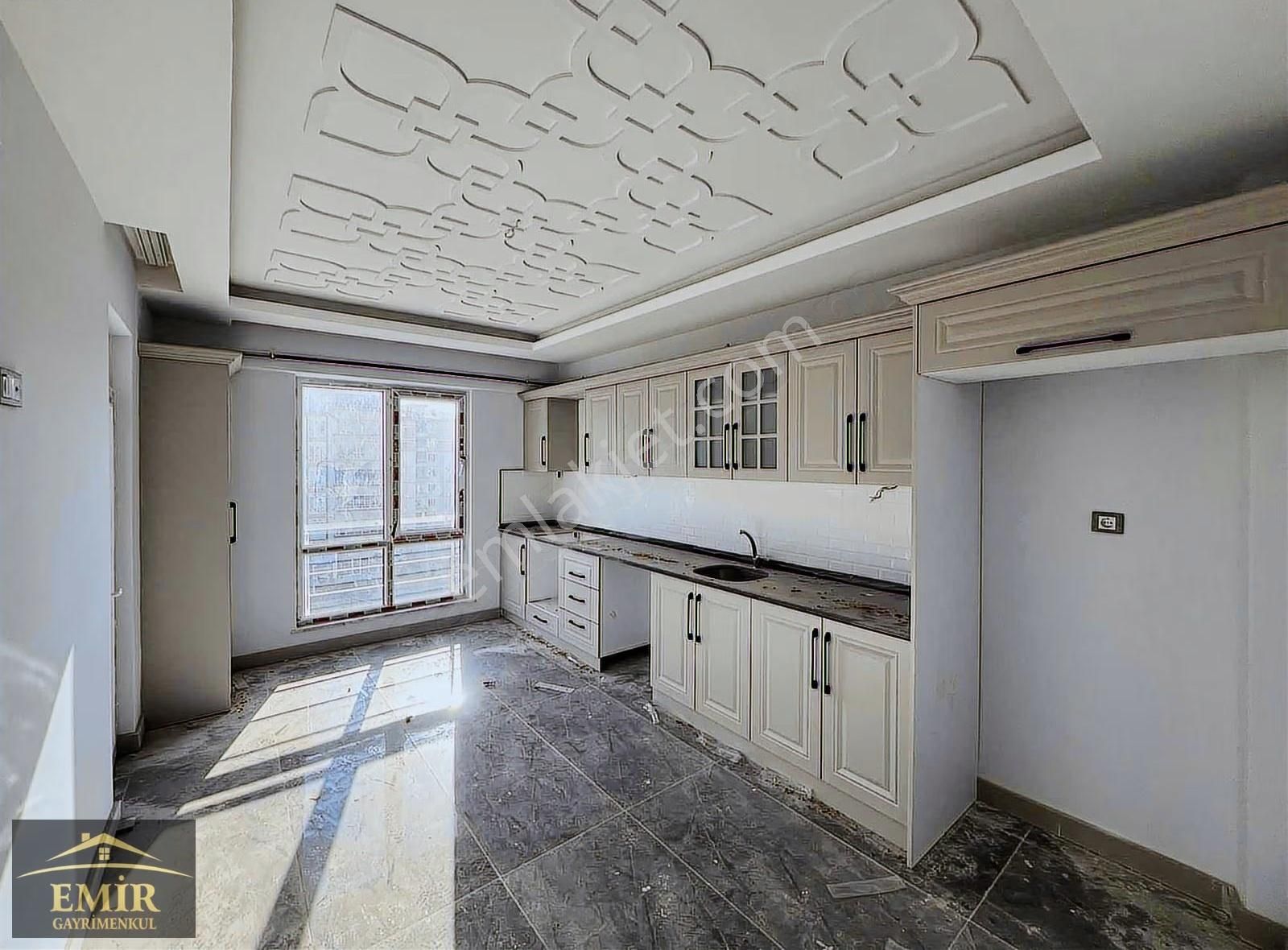 Emir Gayrimenul Belkızda Satılık 3+1 Oturuma Hazır Daire Sunar - Görsel 16