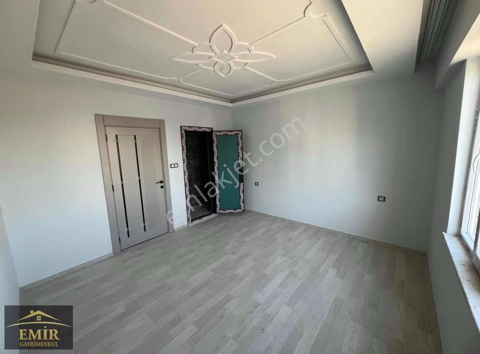 Emir Gayrimenul Belkızda Satılık 3+1 Oturuma Hazır Daire Sunar - Görsel 4