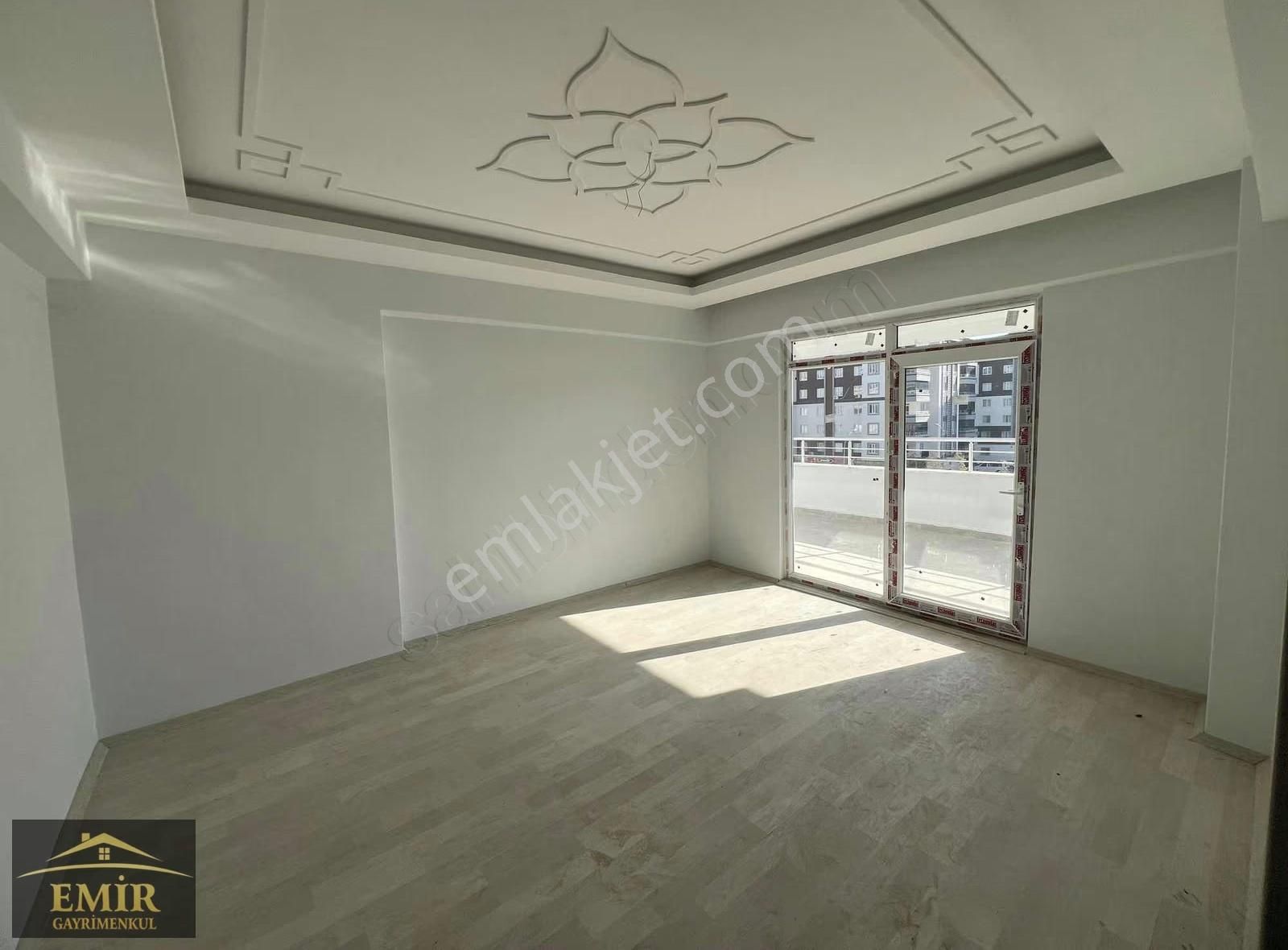Emir Gayrimenul Belkızda Satılık 3+1 Oturuma Hazır Daire Sunar - Görsel 9
