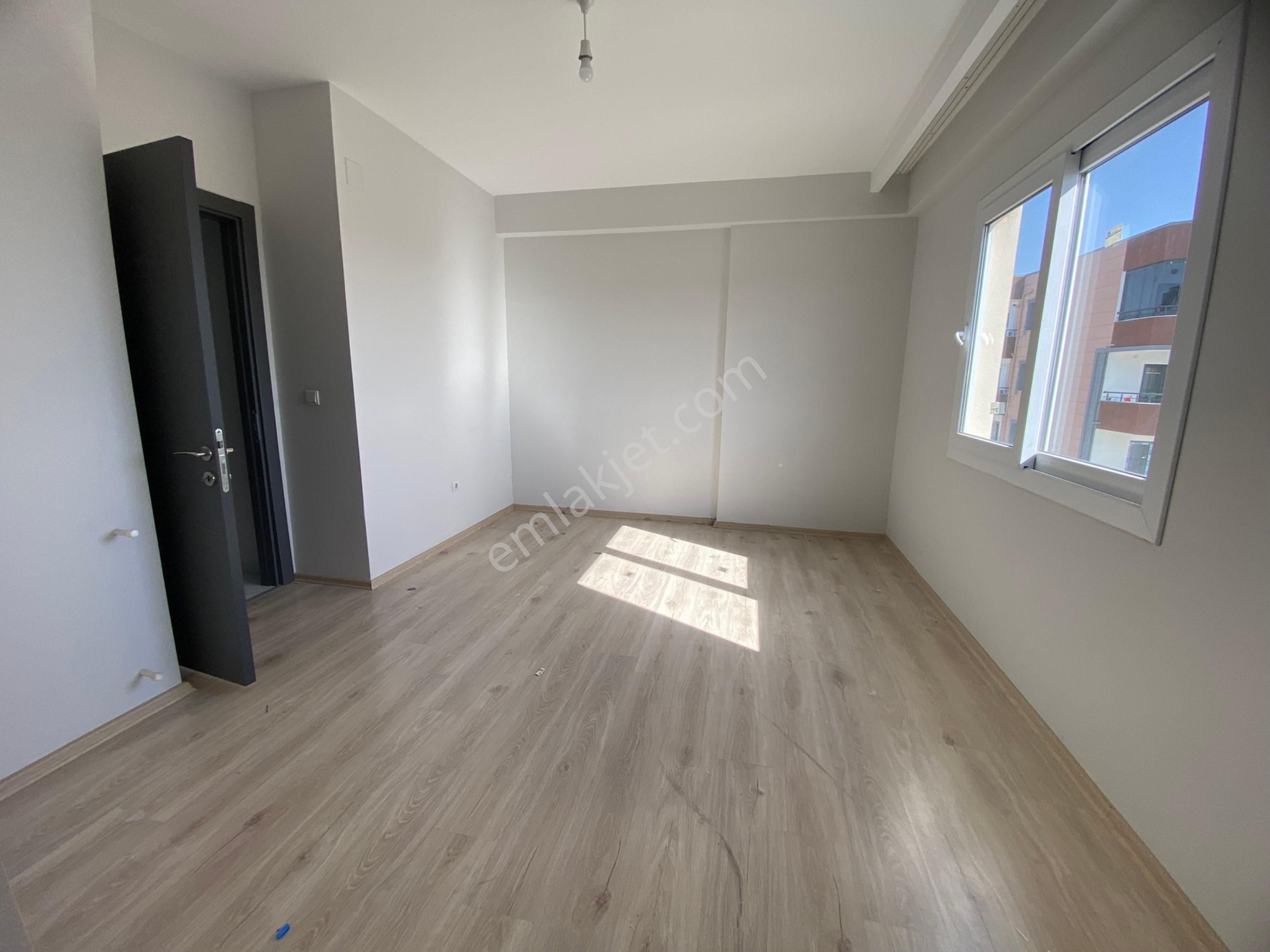 Kozanyolu Üzerinde, Yeni,temiz Kiralık Daire