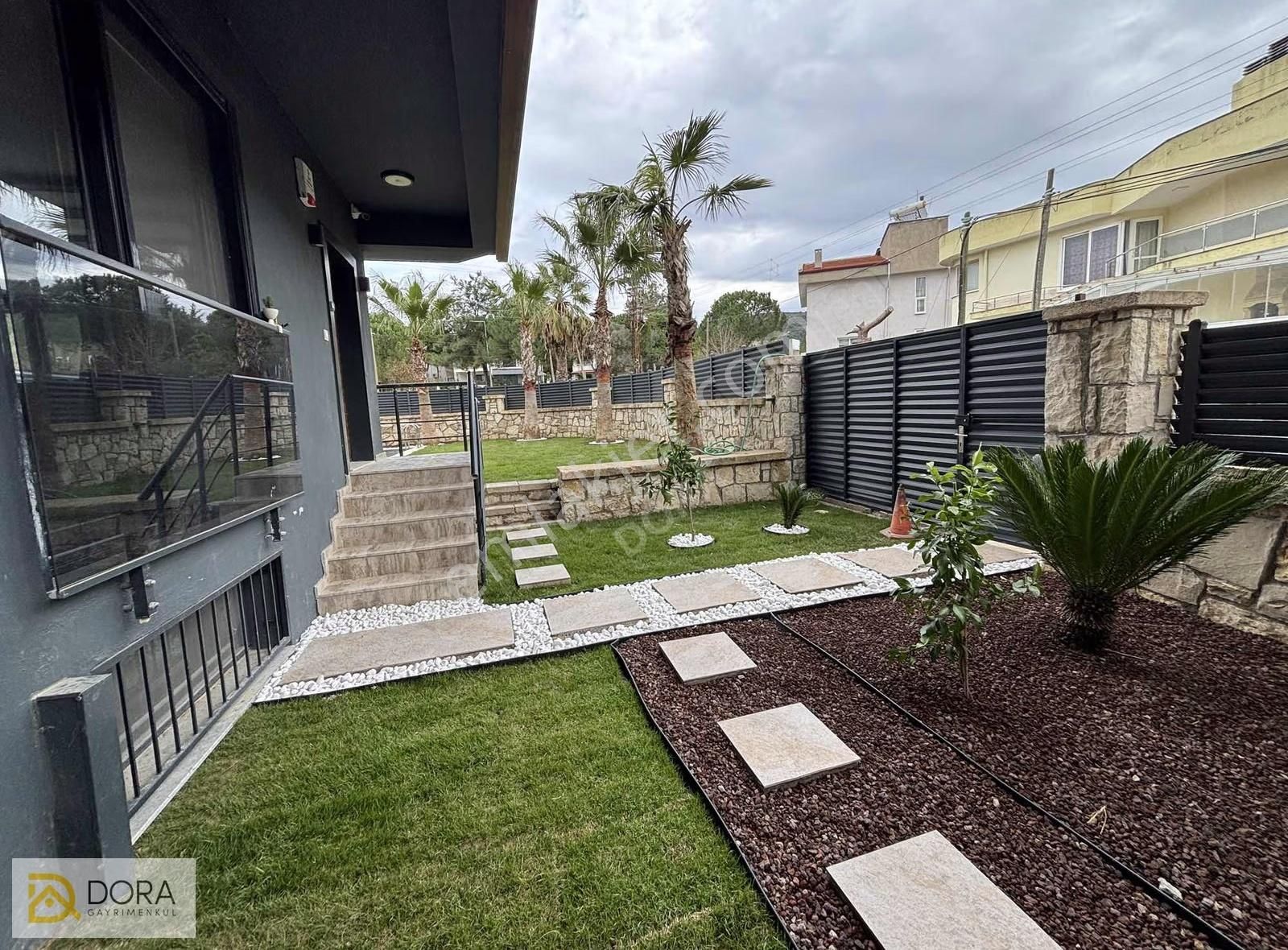 Kalabak'da Doğanın İçinde Satılık Köşe Konumlu Villa - Görsel 13