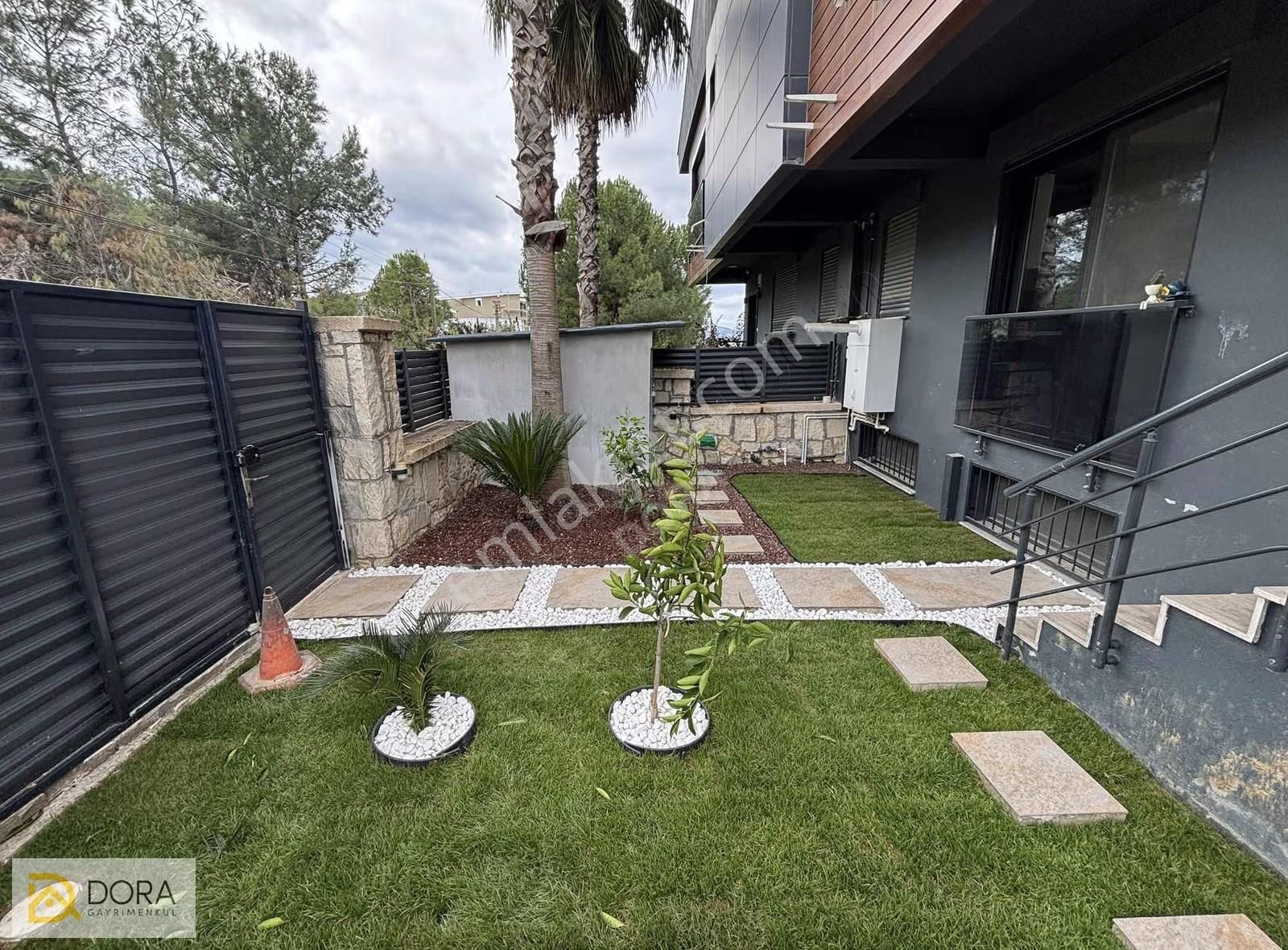 Kalabak'da Doğanın İçinde Satılık Köşe Konumlu Villa - Görsel 29