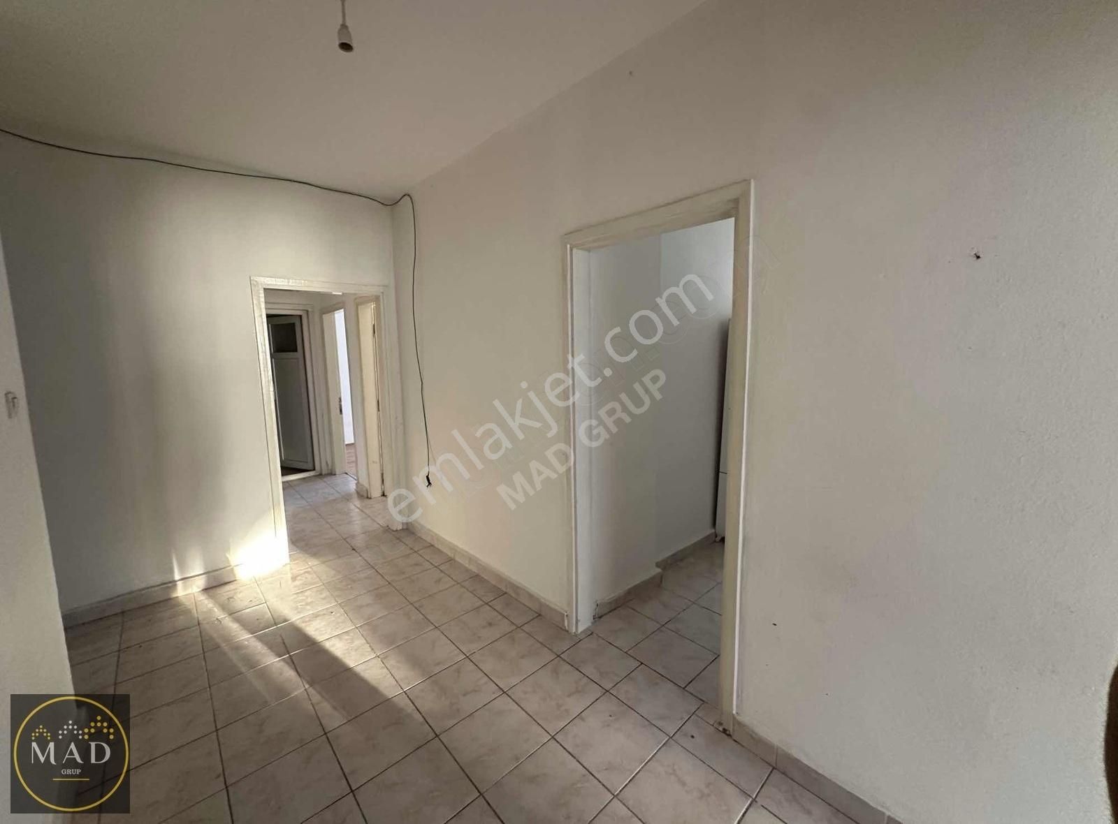 Cadde Üstünde Ayrı Mutfaklı 2+1 Daire - Görsel 17