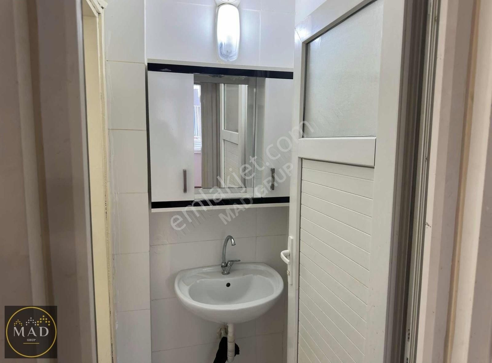 Cadde Üstünde Ayrı Mutfaklı 2+1 Daire - Görsel 10