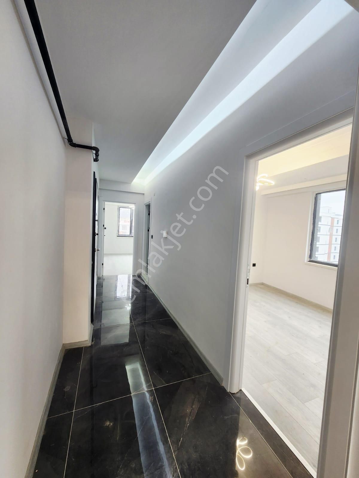 Samsun İlkadım Tepecik Mahallesinde 2+1 Satılık Daire - Görsel 12