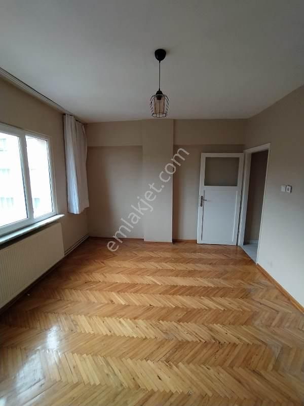 Mertcan Dan Yakacık Meydana Yürüme Arakat 3+1 Balkonlu Kiralık - Görsel 8