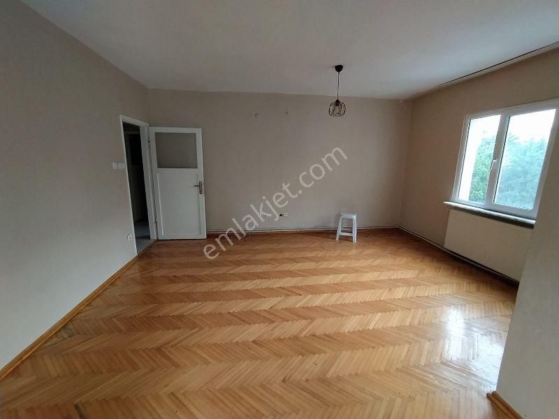 Mertcan Dan Yakacık Meydana Yürüme Arakat 3+1 Balkonlu Kiralık - Görsel 3