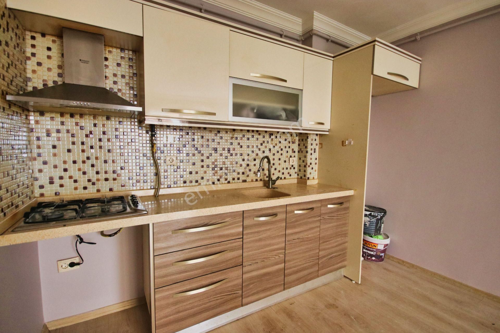 🛑🛑aktif'ten Akçay'da Fırsat !!! Nezih Muhitte Asansörlü Arakat Satılık 1+1 Daire - Görsel 4