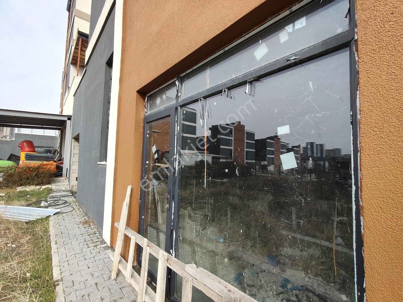 Bağlıca'da,natamam,iskanlı,6+1,350m2 Arsa Payı,400m2 Kapalı Alan - Görsel 6